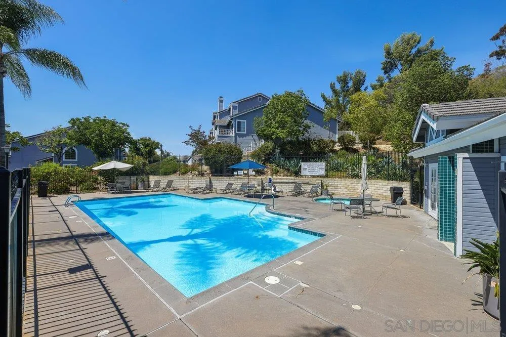 https://cdn.realtyfeed.com/cdn/127/260013495/0286b5f119d3d9c48c7f156346c304f1.webp