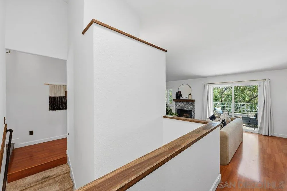 https://cdn.realtyfeed.com/cdn/127/260013495/6f2b2ad14946c74e66ff4d06552f5c8d.webp