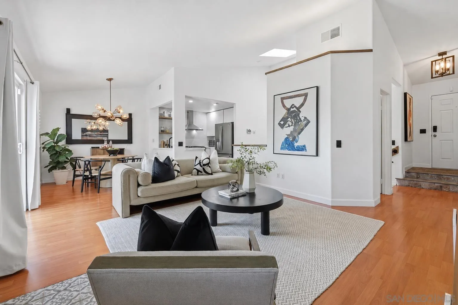 https://cdn.realtyfeed.com/cdn/127/260013495/7f72b00397fef306ed37702c6edcc30a.webp