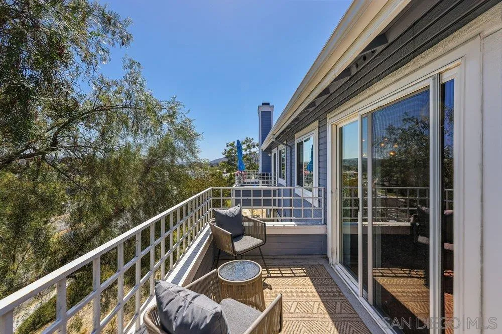 https://cdn.realtyfeed.com/cdn/127/260013495/bdee68b121fb527c2f11e9f72e7e2369.webp