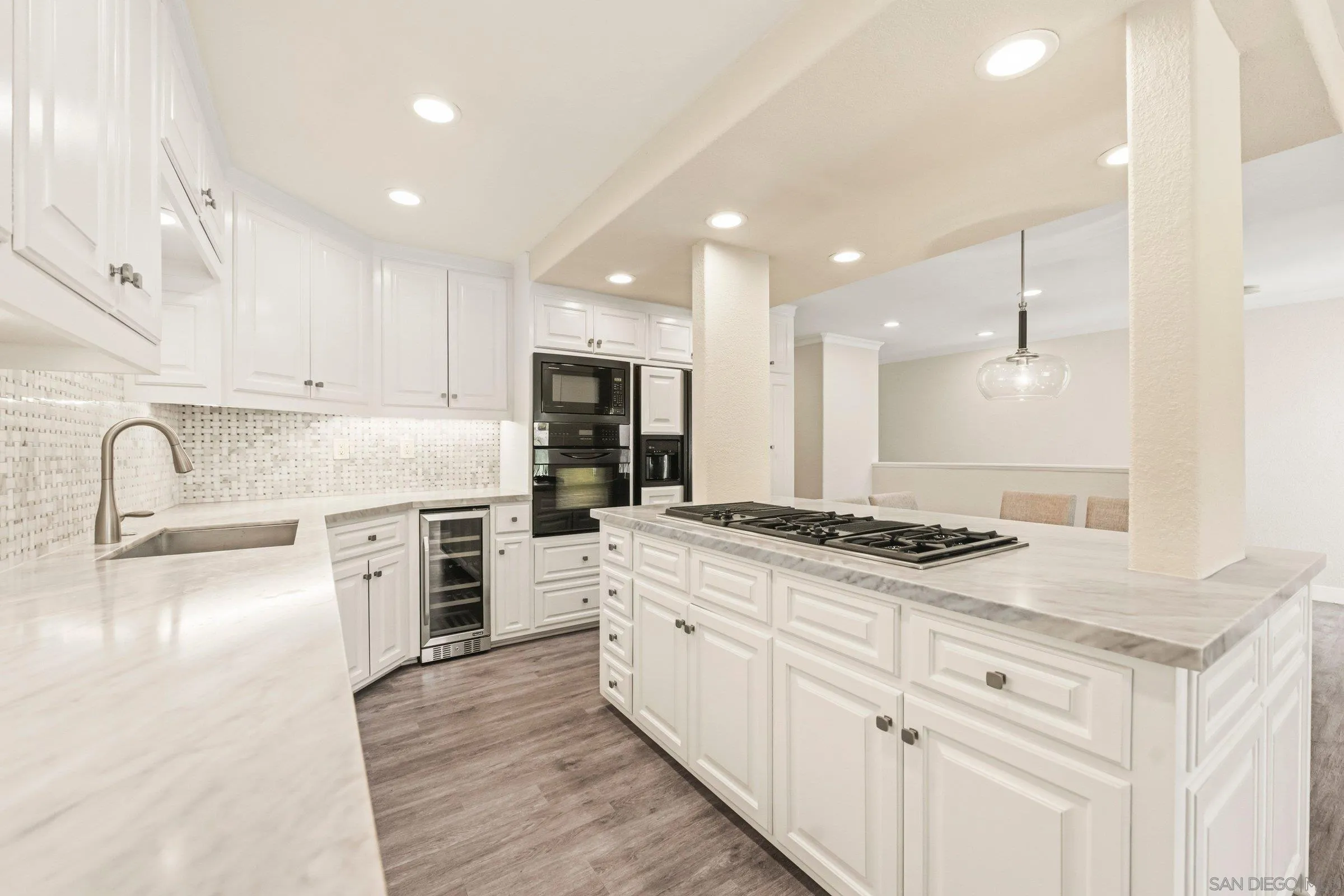 Photo #13: 260013498 Listing: Photo #13