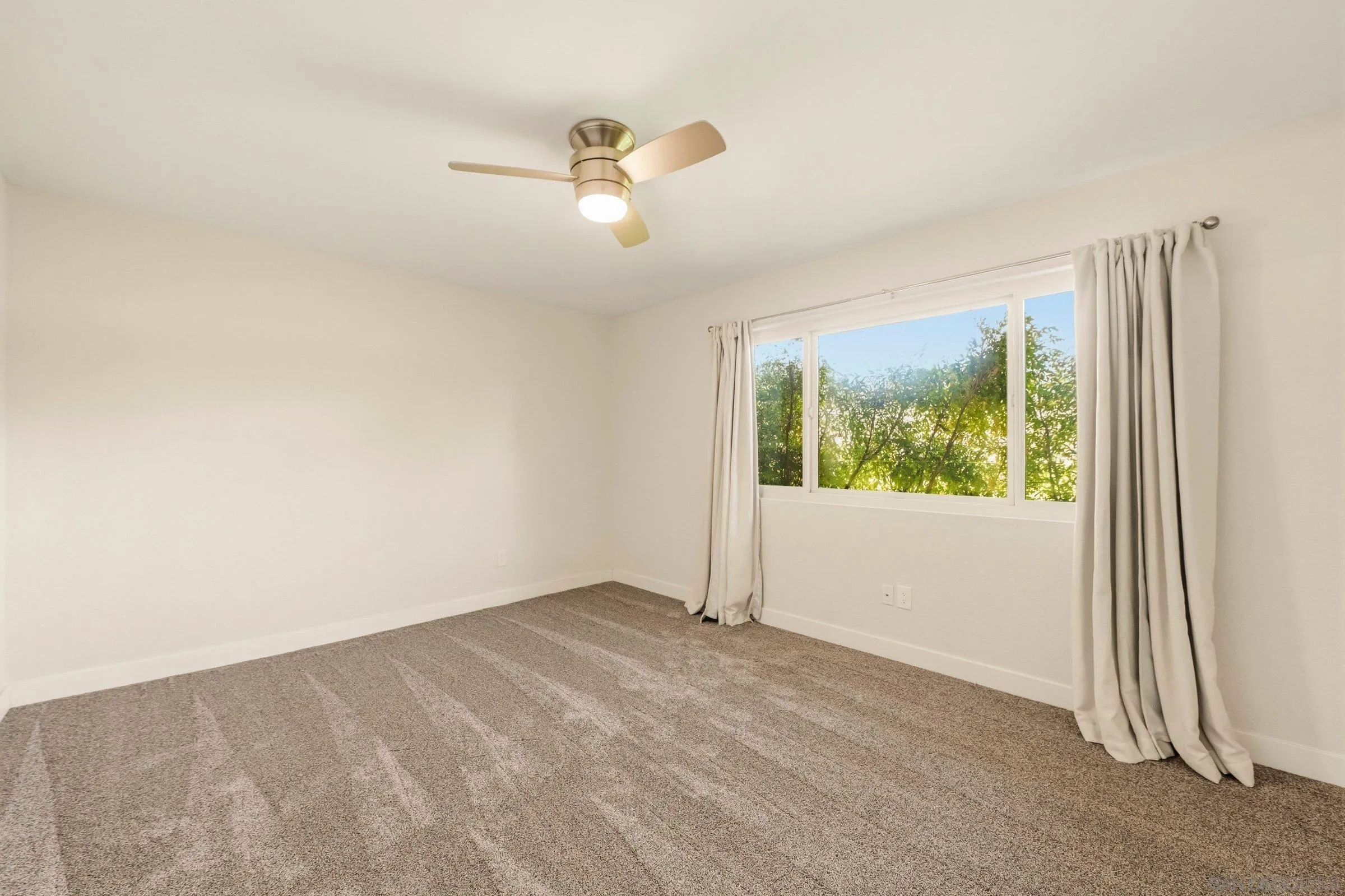Photo #8: 260013498 Listing: Photo #8