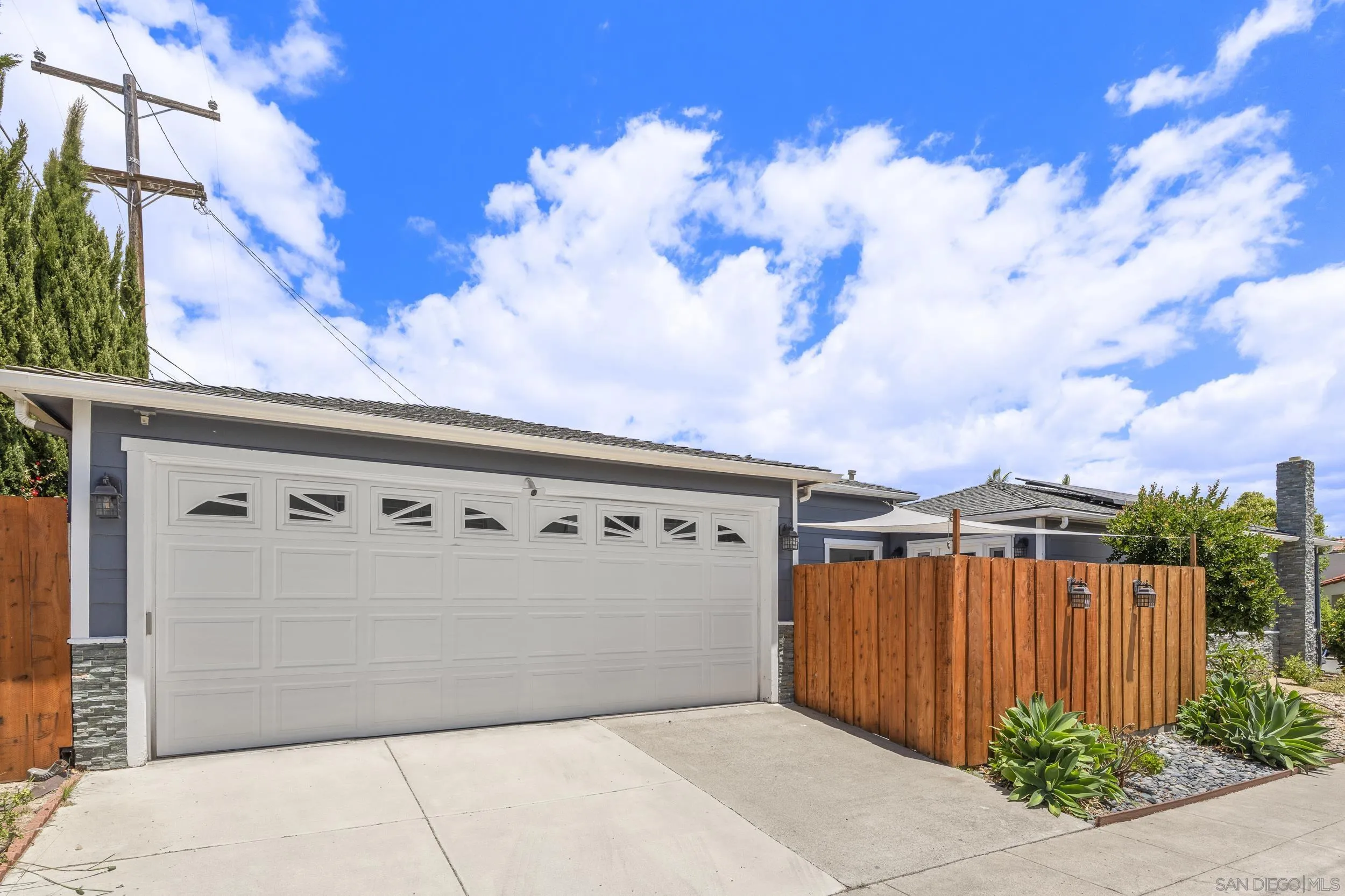 https://cdn.realtyfeed.com/cdn/127/260013504/14309551298ba174eea9c57e4e81cc47.webp