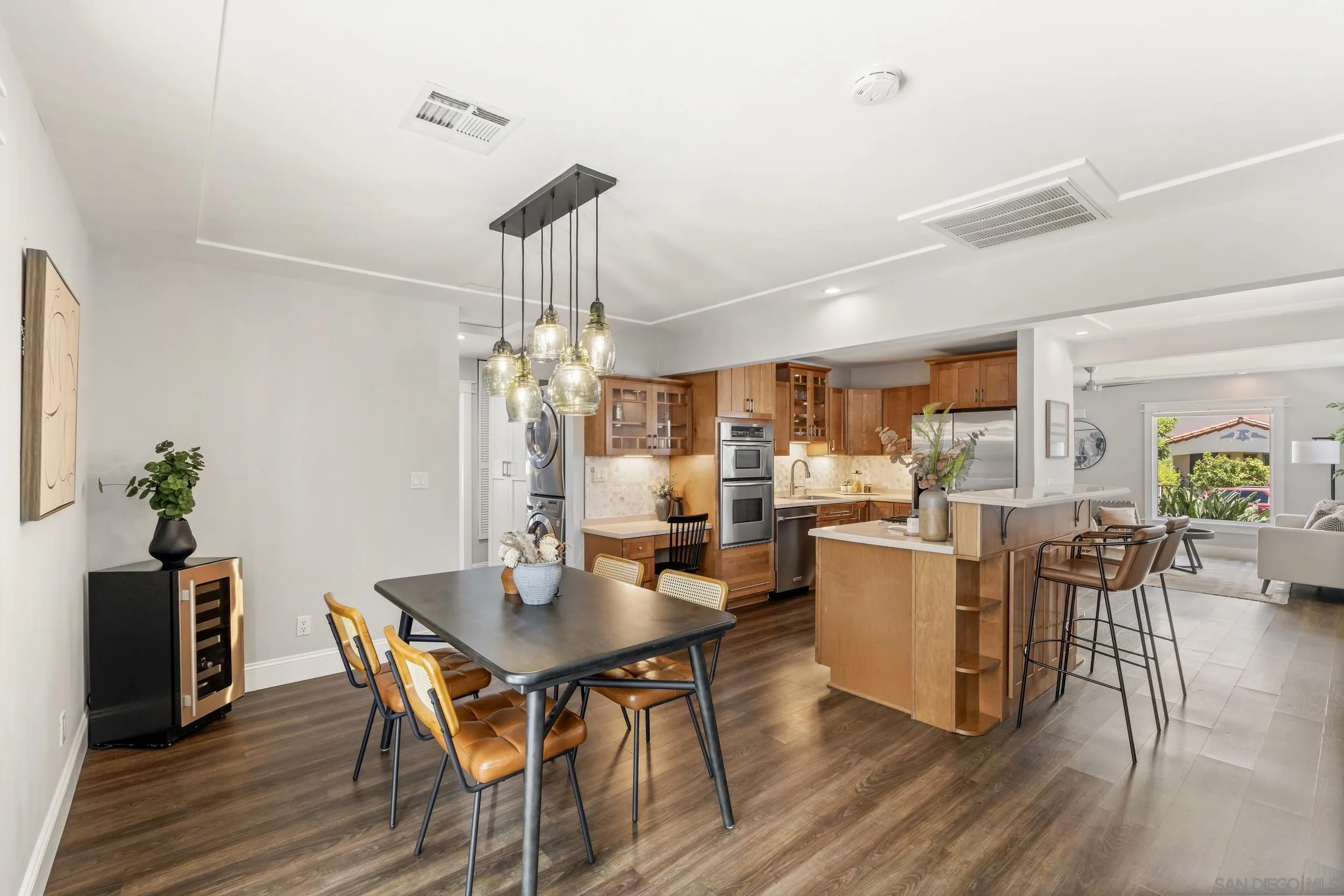 https://cdn.realtyfeed.com/cdn/127/260013504/294981fc069af8406448c1cda16263f4.webp