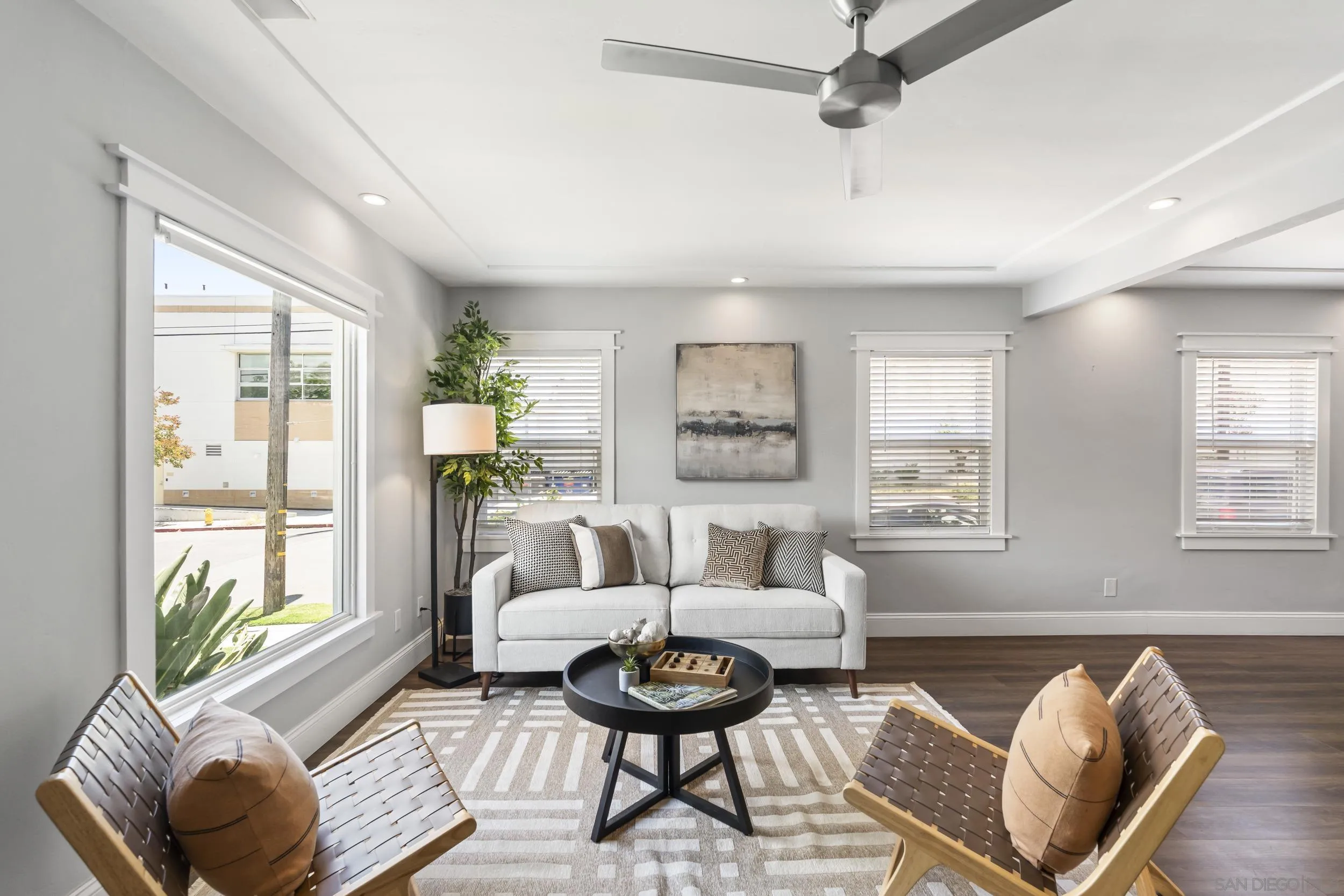 https://cdn.realtyfeed.com/cdn/127/260013504/ee326d988b7dd3ebf43bee16f09d5aa5.webp