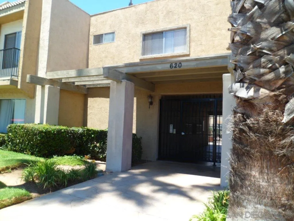 Photo #1: 260013505 Listing: Photo #1