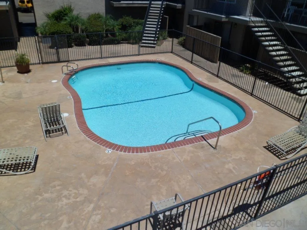 Photo #14: 260013505 Listing: Photo #14