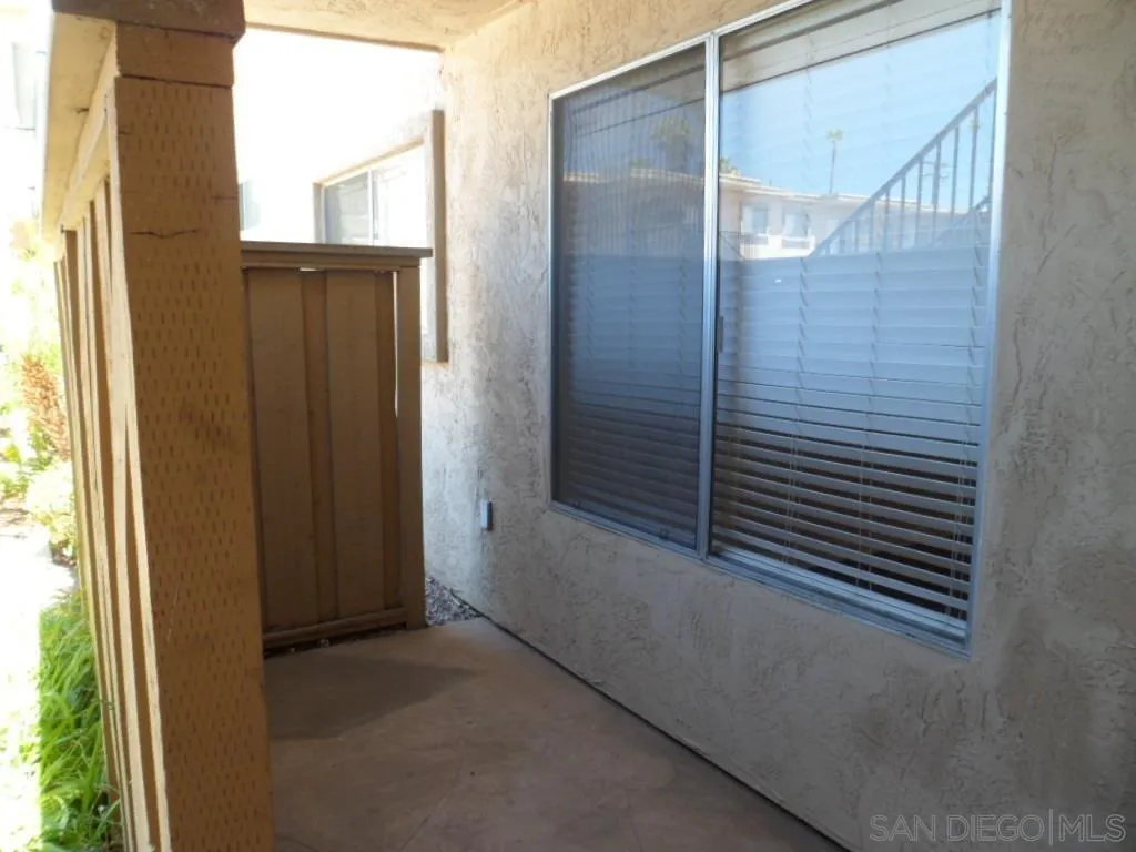 Photo #3: 260013505 Listing: Photo #3