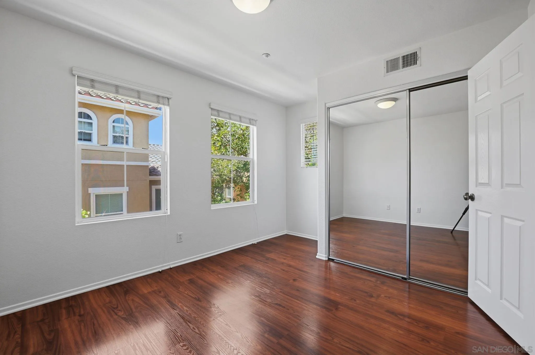 Photo #14: 260013510 Listing: Photo #14