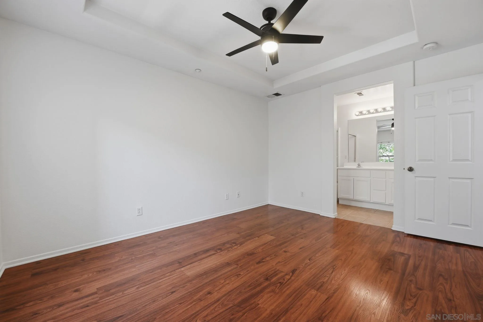 Photo #11: 260013510 Listing: Photo #11