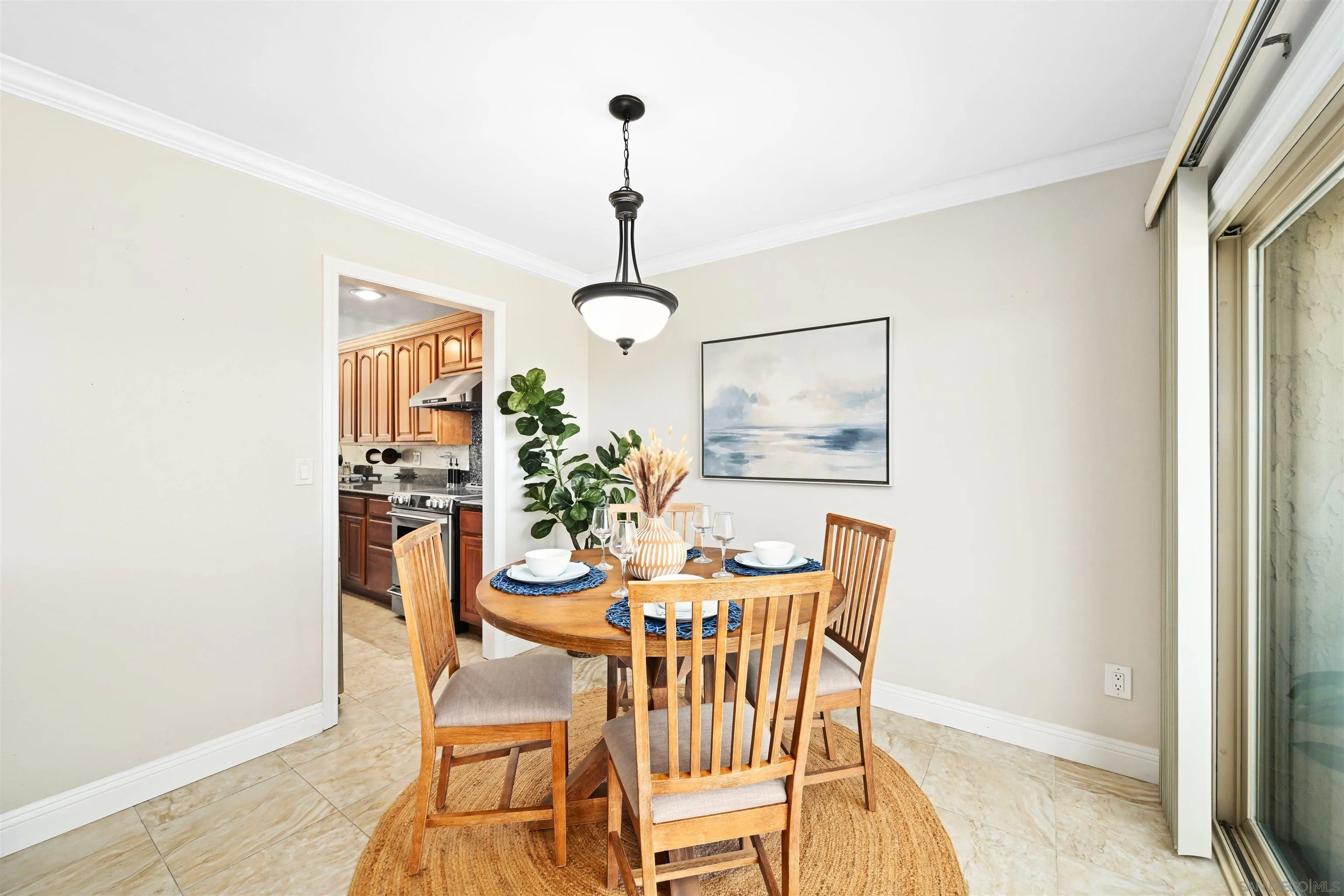 Photo #8: 260013511 Listing: Photo #8