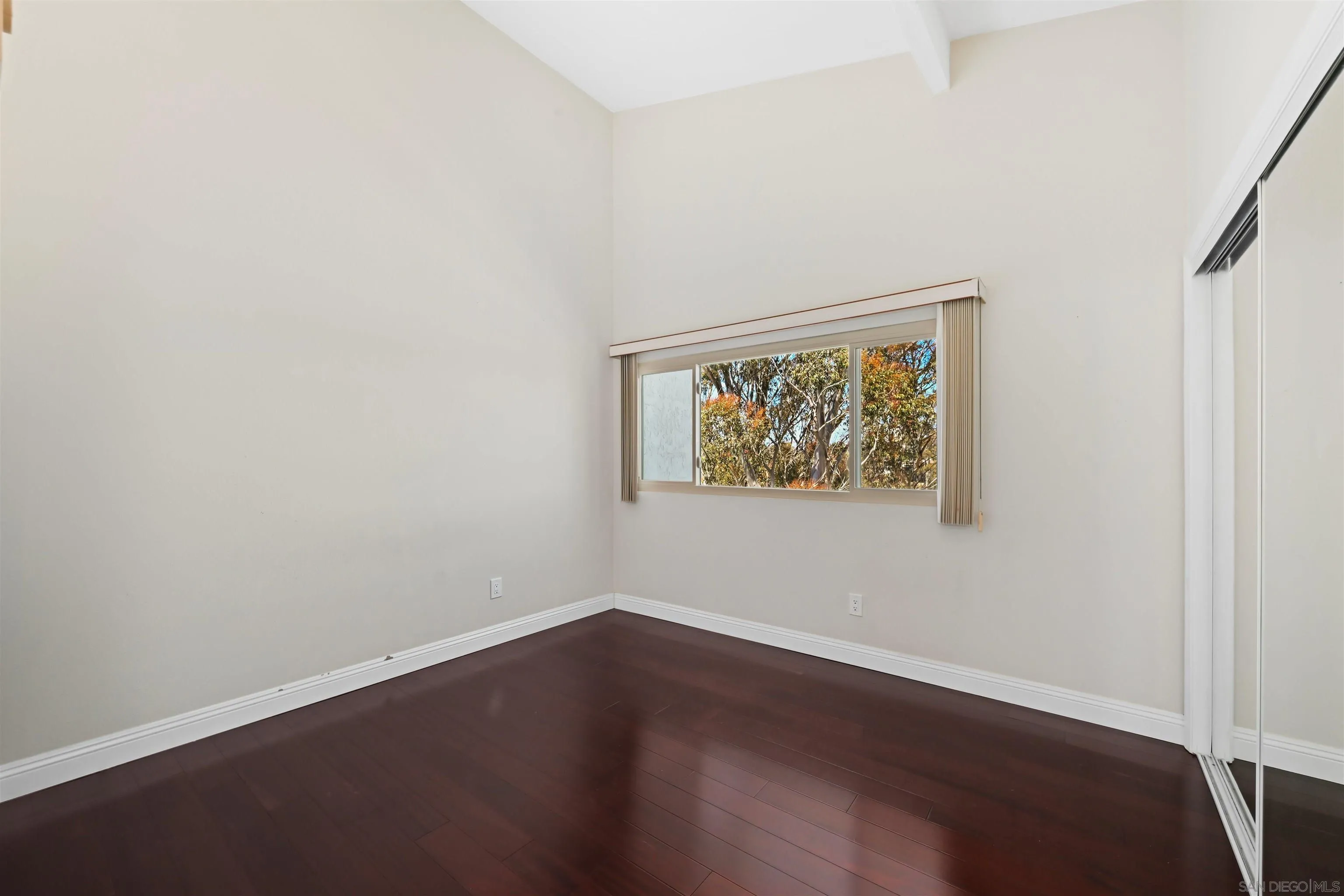 Photo #25: 260013511 Listing: Photo #25