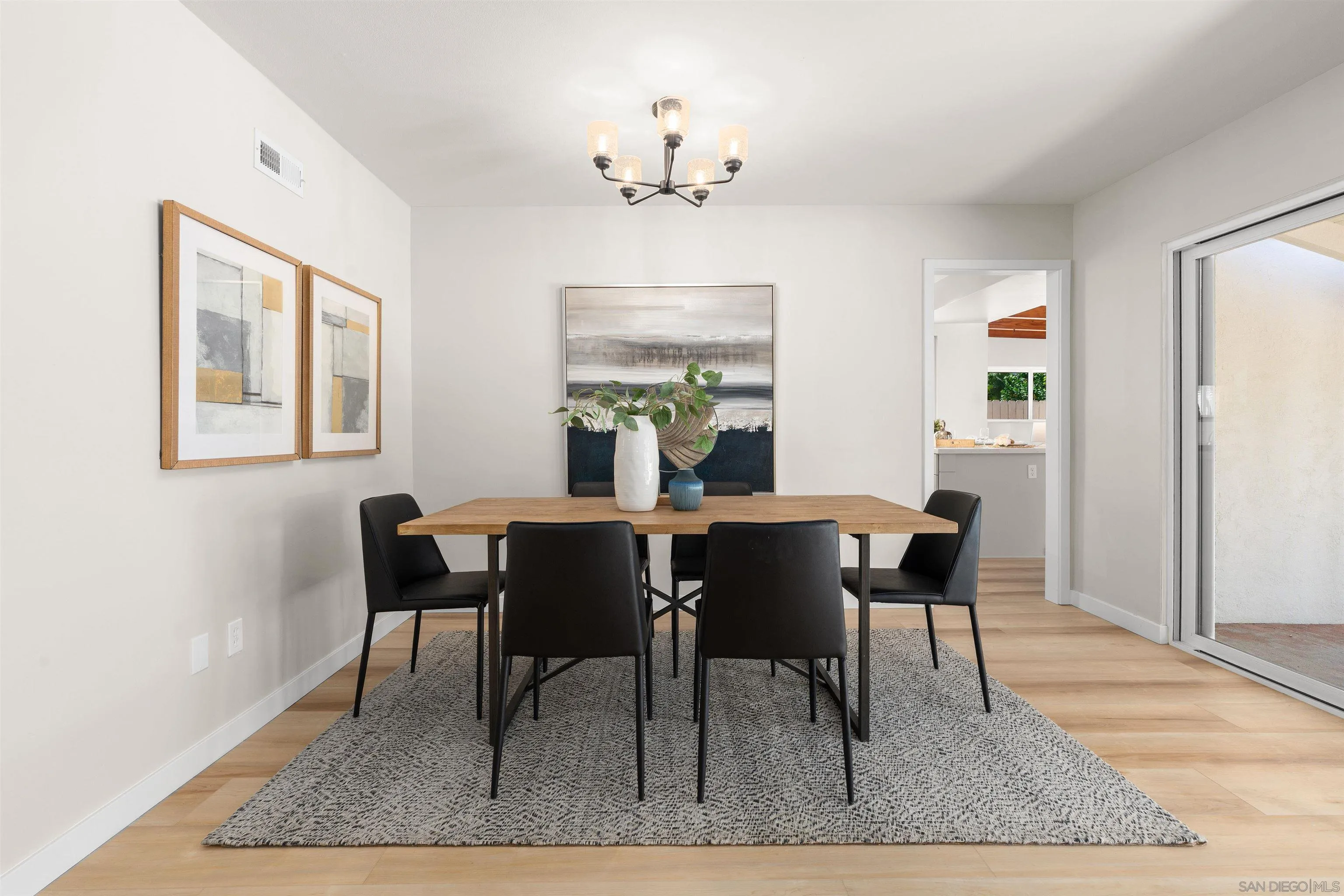 https://cdn.realtyfeed.com/cdn/127/260013512/1829ce89ea270c928989a2d3a85d1e1f.webp