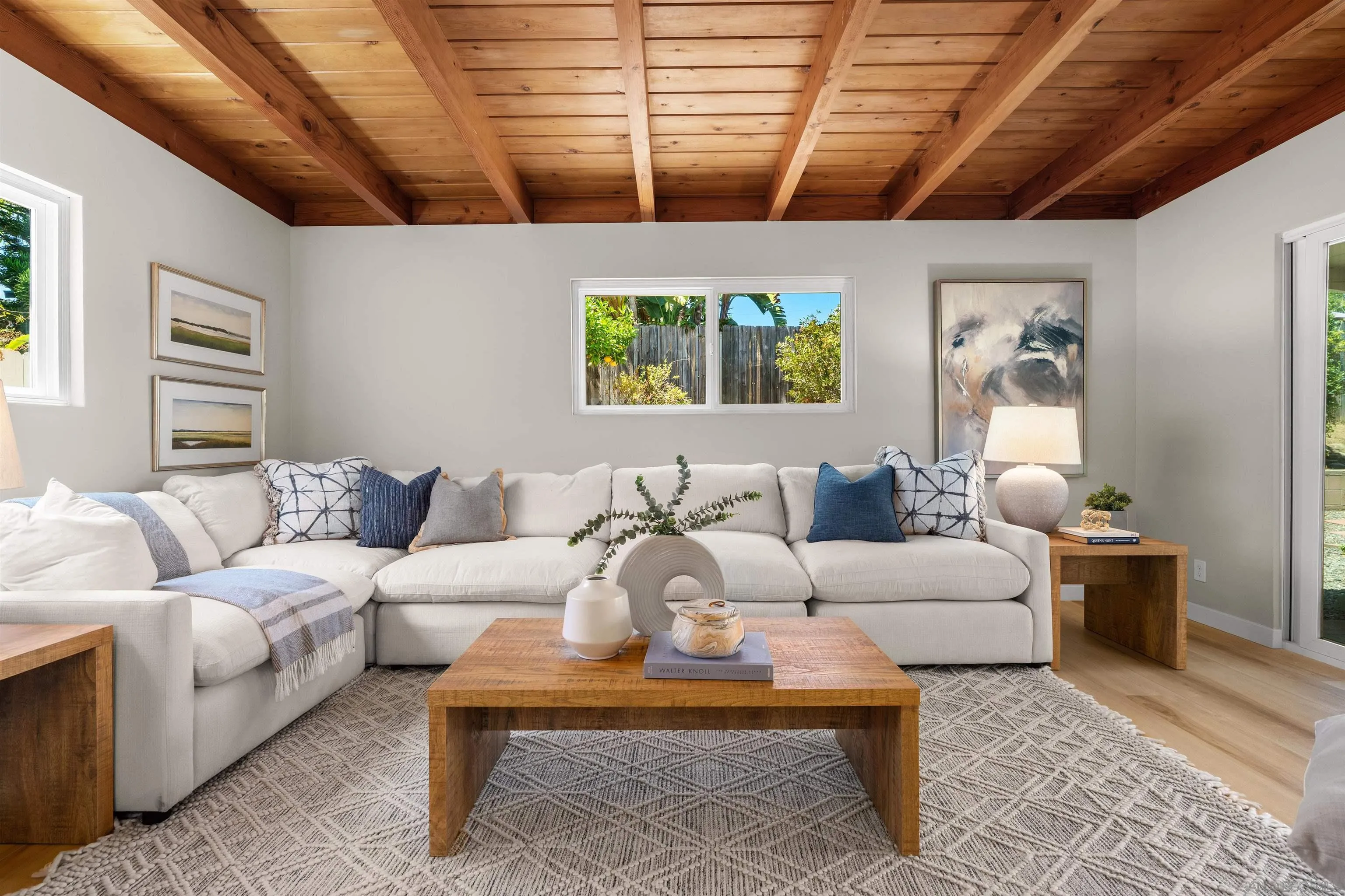 https://cdn.realtyfeed.com/cdn/127/260013512/31e838458d976ce835daa19e4c8e608a.webp
