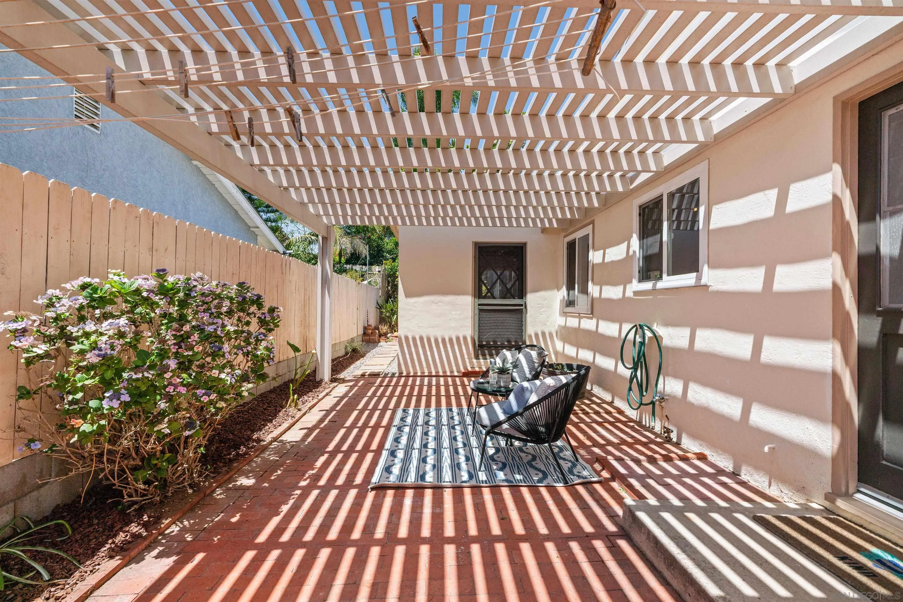 https://cdn.realtyfeed.com/cdn/127/260013512/4ebb91d9b6f511646a254739cece3cae.webp