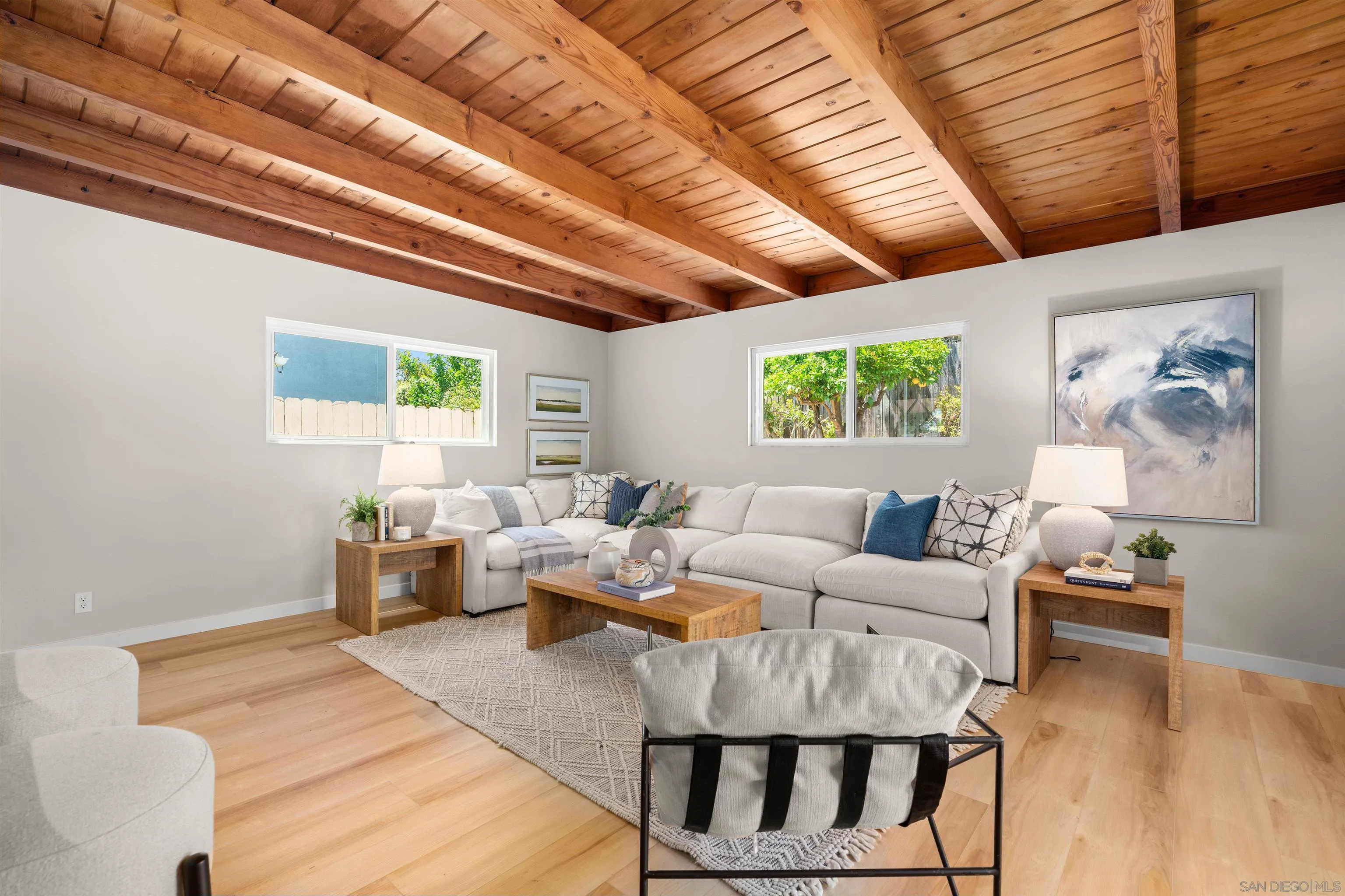 https://cdn.realtyfeed.com/cdn/127/260013512/6e7561b8bd943ad4b7f0db1c4336b1fa.webp