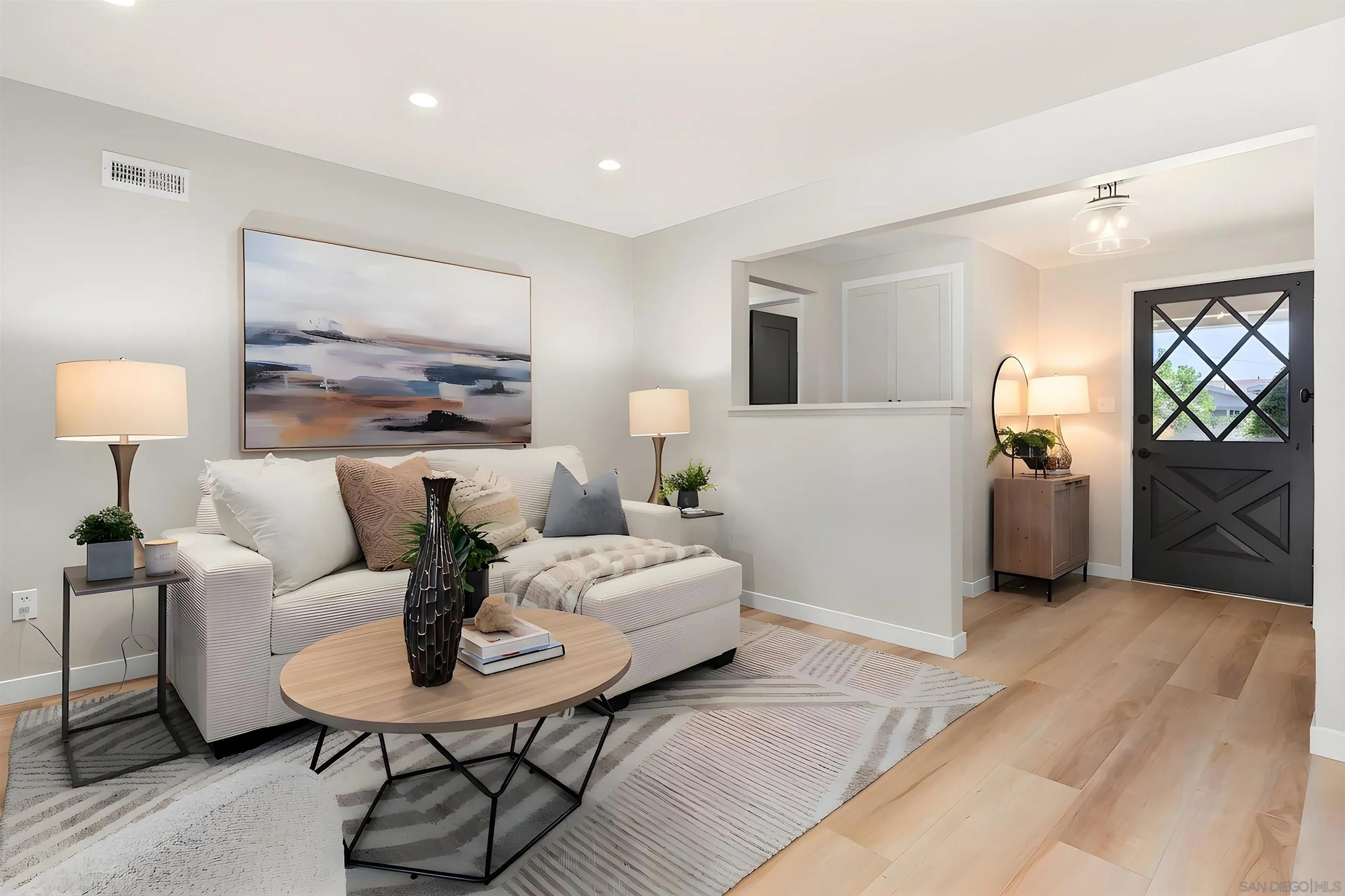 https://cdn.realtyfeed.com/cdn/127/260013512/7cfc369ffaca5eb13481d343117b9533.webp