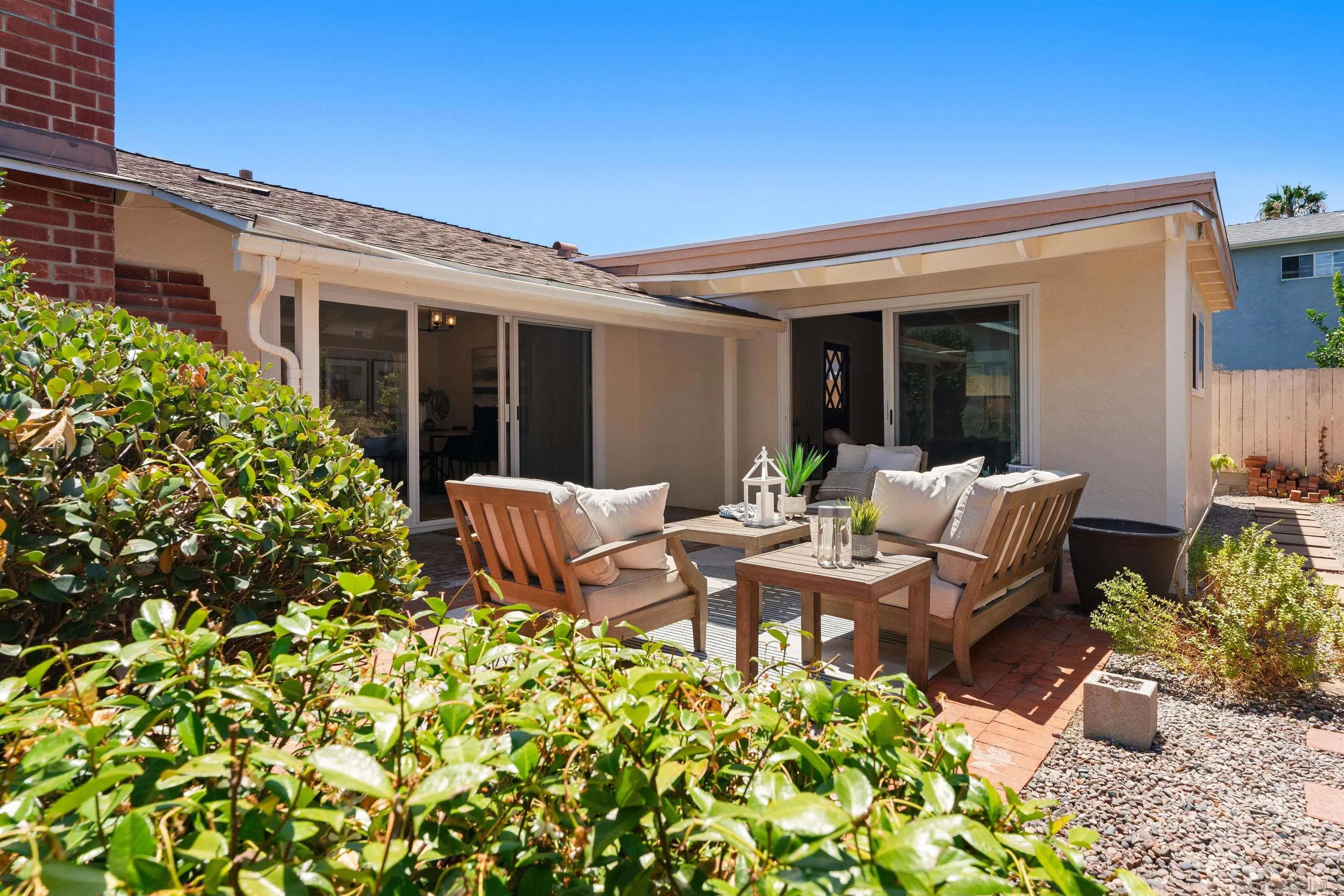 https://cdn.realtyfeed.com/cdn/127/260013512/c500531b6c7366d04776d456c12ca537.webp