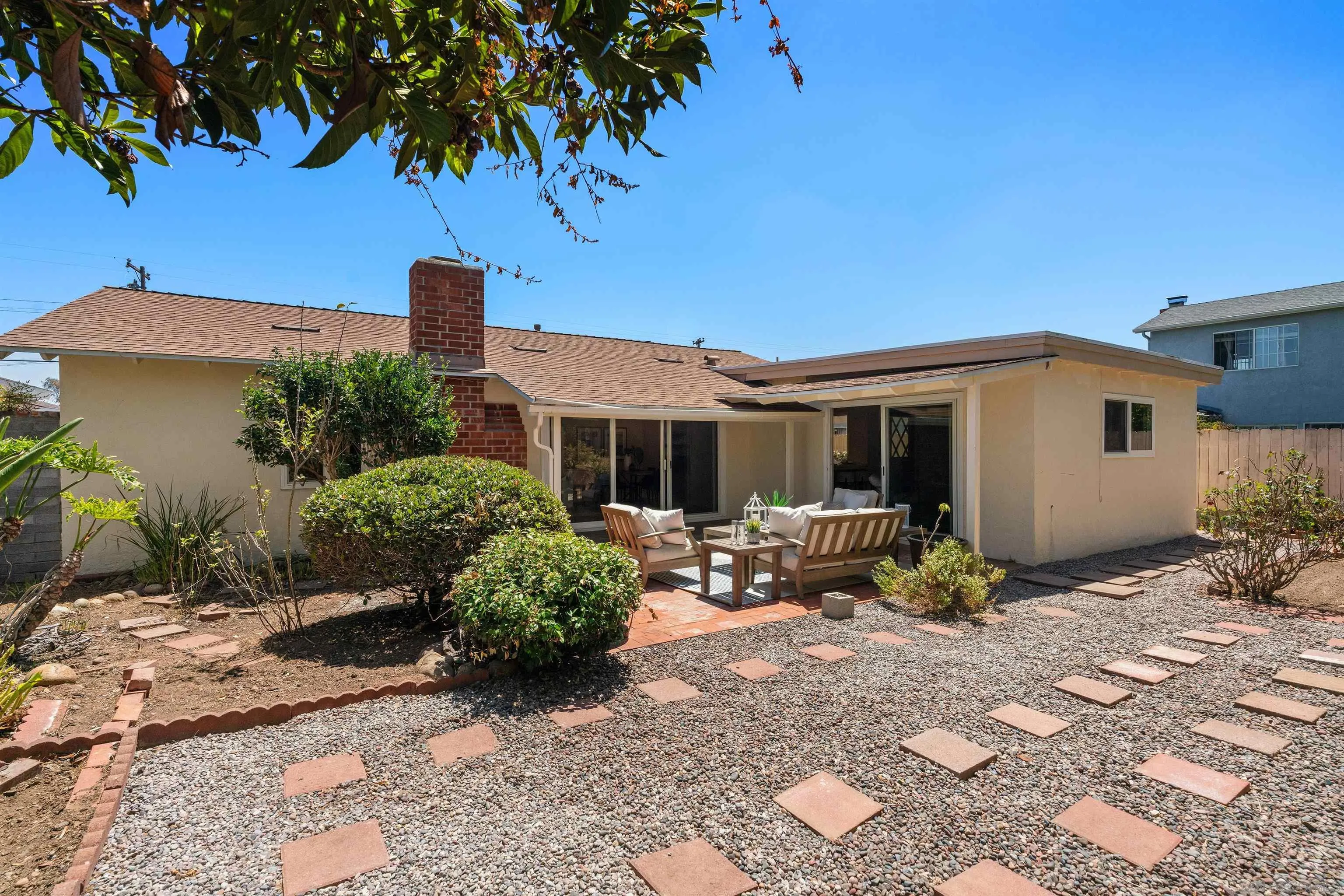https://cdn.realtyfeed.com/cdn/127/260013512/d842f8028573d31a23740c101ed5271c.webp