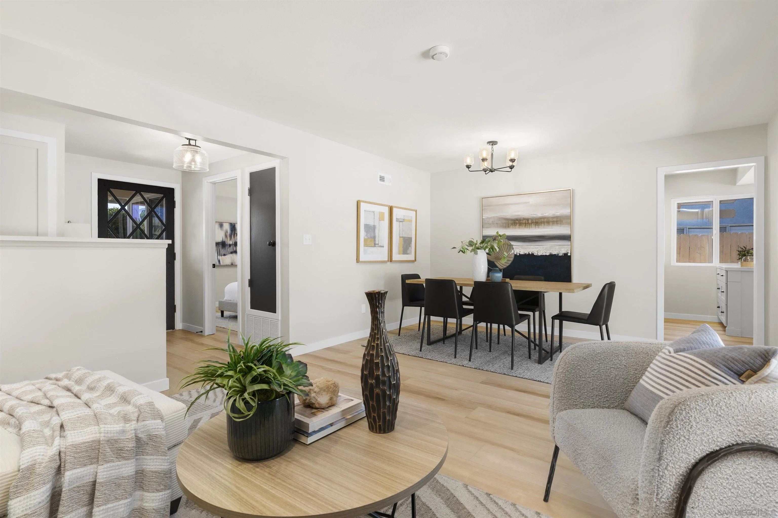https://cdn.realtyfeed.com/cdn/127/260013512/dea2ac57e6b76dff1bb316d4ef62f970.webp