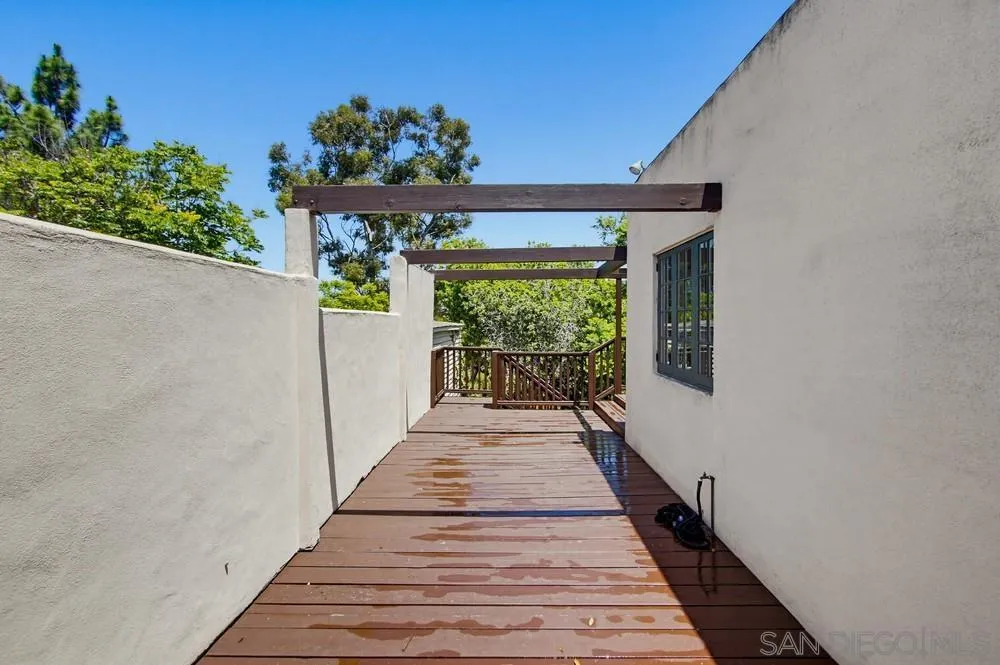https://cdn.realtyfeed.com/cdn/127/260013514/086156446e9cb6961b09fd83a4d6ac2f.webp