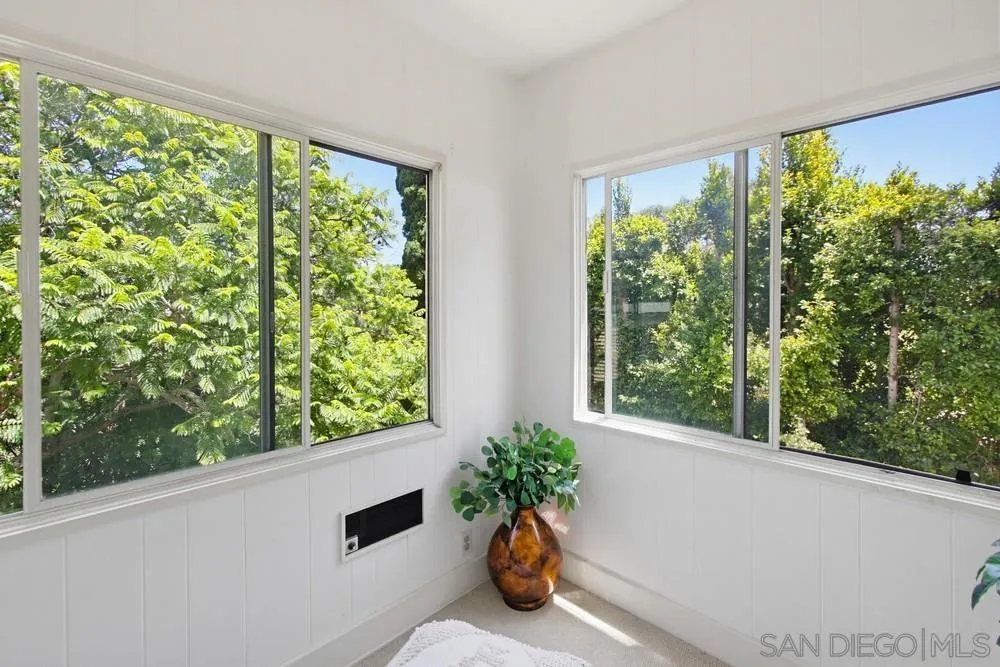 https://cdn.realtyfeed.com/cdn/127/260013514/34afb7e9db74b0402734559bee3ff600.webp