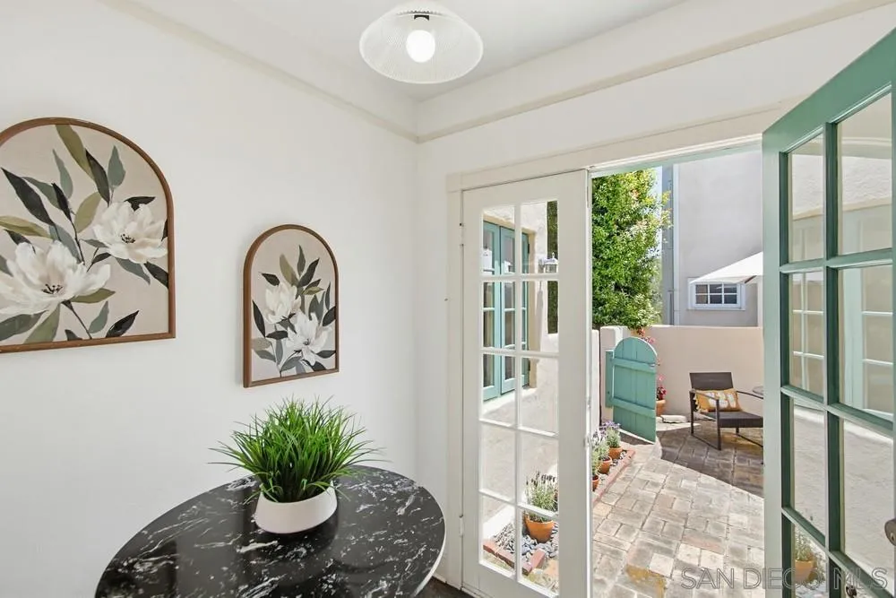 https://cdn.realtyfeed.com/cdn/127/260013514/8d693ad1d599ccc6ec16f88befa87eb2.webp