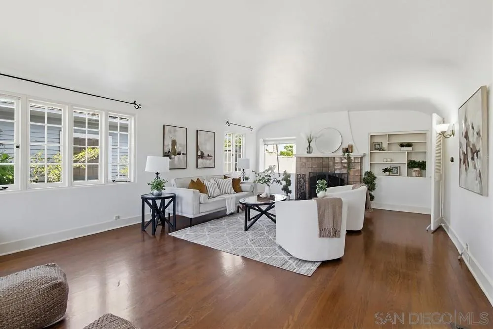https://cdn.realtyfeed.com/cdn/127/260013514/9fd683b0890c5e5cf5d4c72f7c7f5072.webp