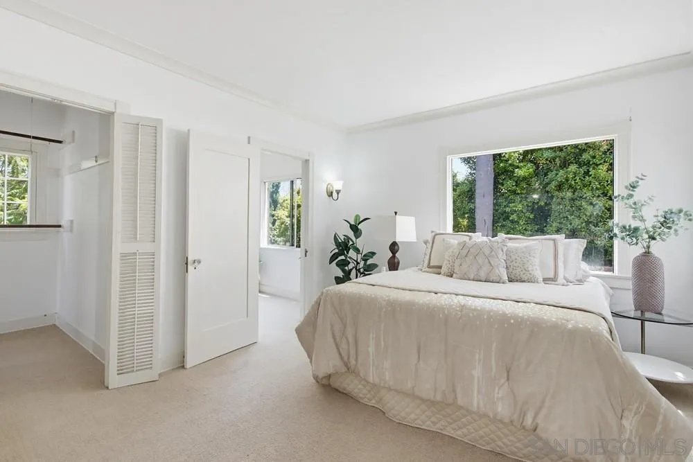 https://cdn.realtyfeed.com/cdn/127/260013514/b16ff3618ffde2eecad9310962f19432.webp