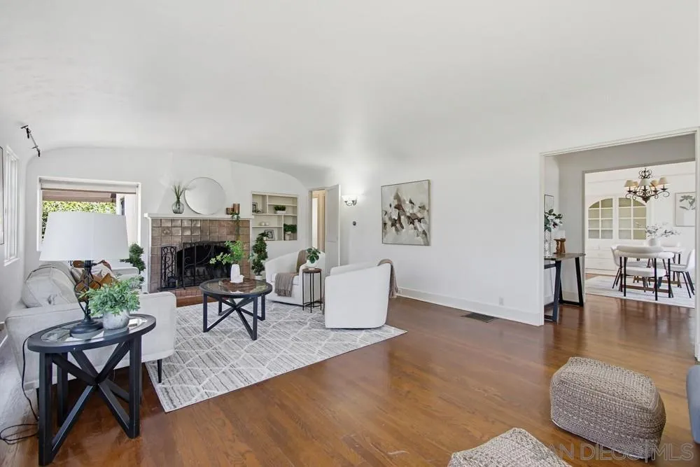 https://cdn.realtyfeed.com/cdn/127/260013514/fbe7c0fe1f80a9ef8fccdce6ac74bcbe.webp