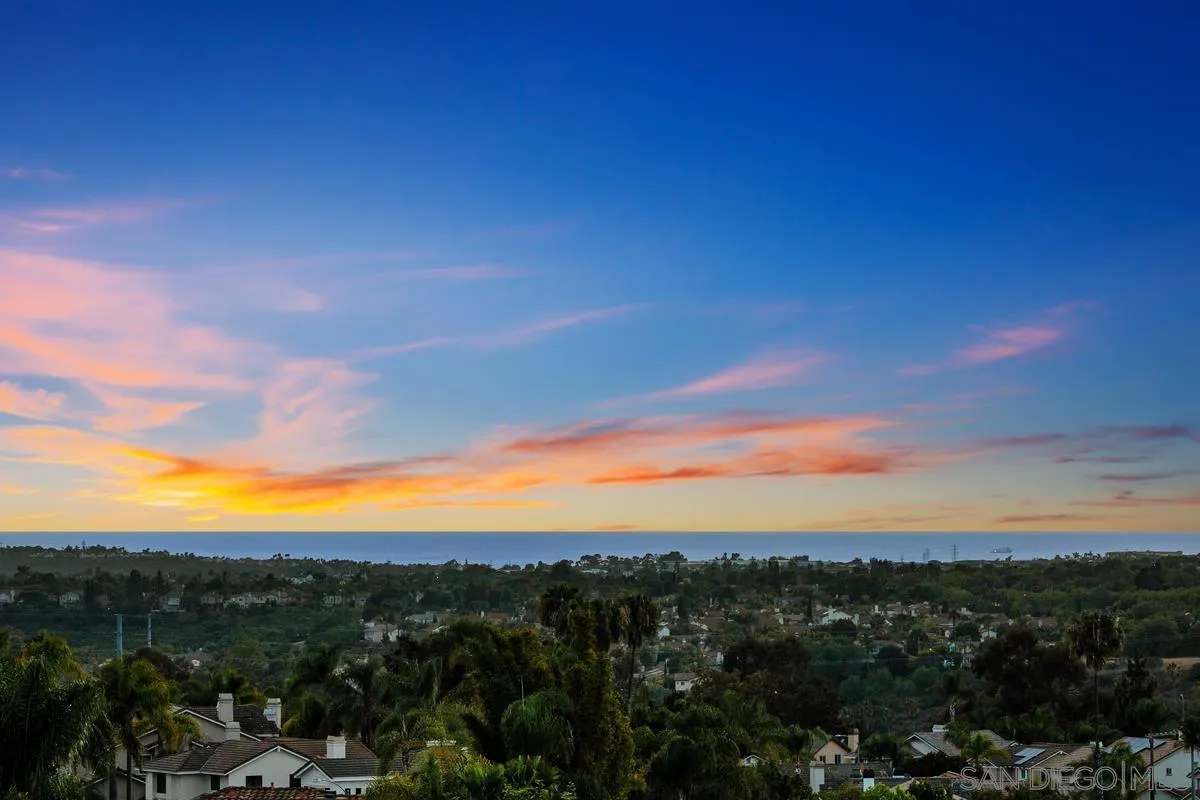 https://cdn.realtyfeed.com/cdn/127/260013516/a3d7143cedc10956b1eec4d3f5aea8a3.webp