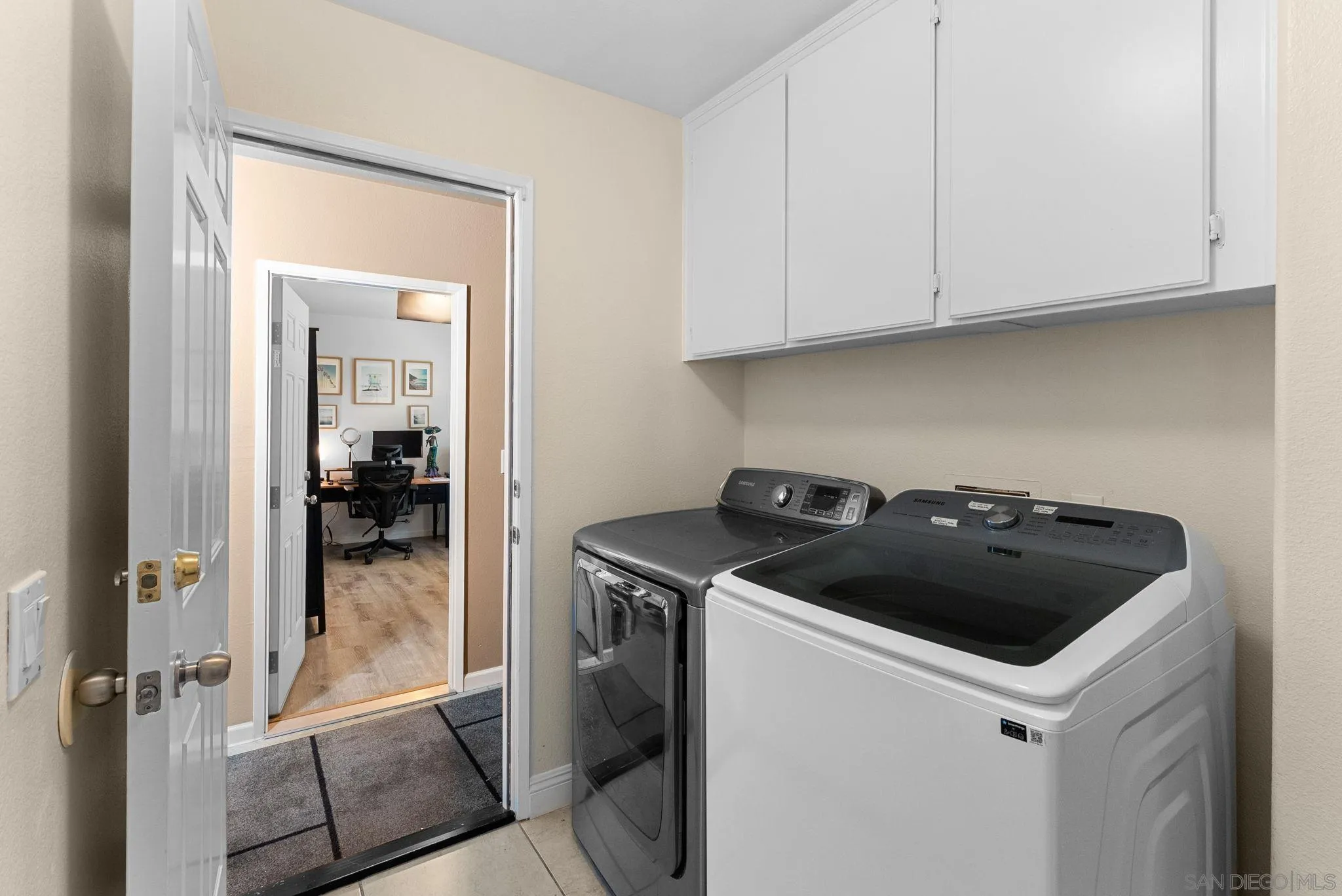 https://cdn.realtyfeed.com/cdn/127/260013518/4b6da33e11232eb4f24bd9ba51afa2cb.webp