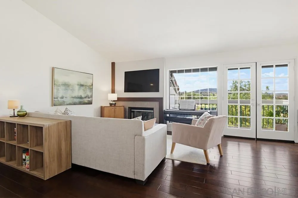 https://cdn.realtyfeed.com/cdn/127/260013522/42cc4e302367c8aac6f2b6f8beb178b9.webp