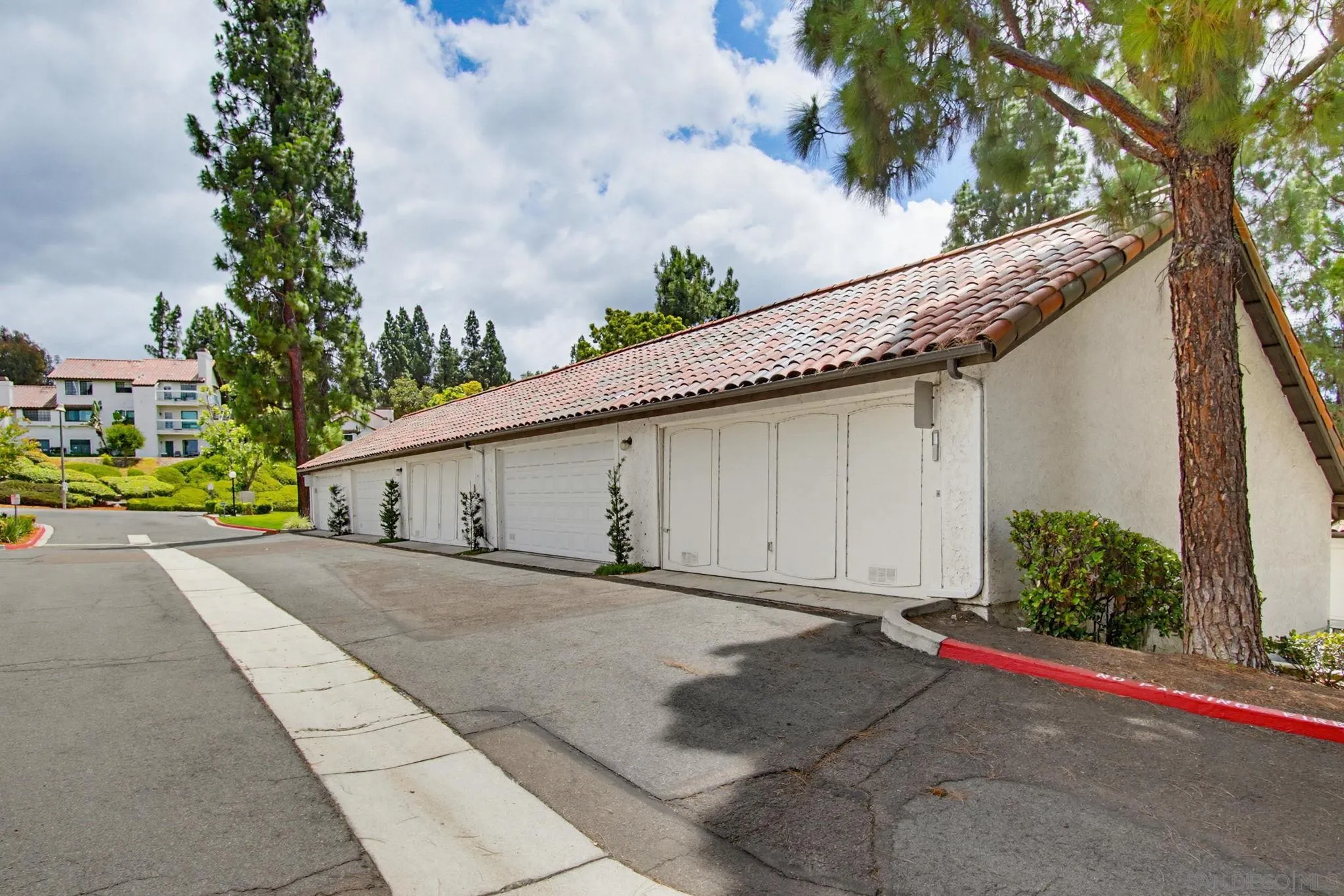 https://cdn.realtyfeed.com/cdn/127/260013522/a825875142ba0e141062d92ff6ffa5e5.webp