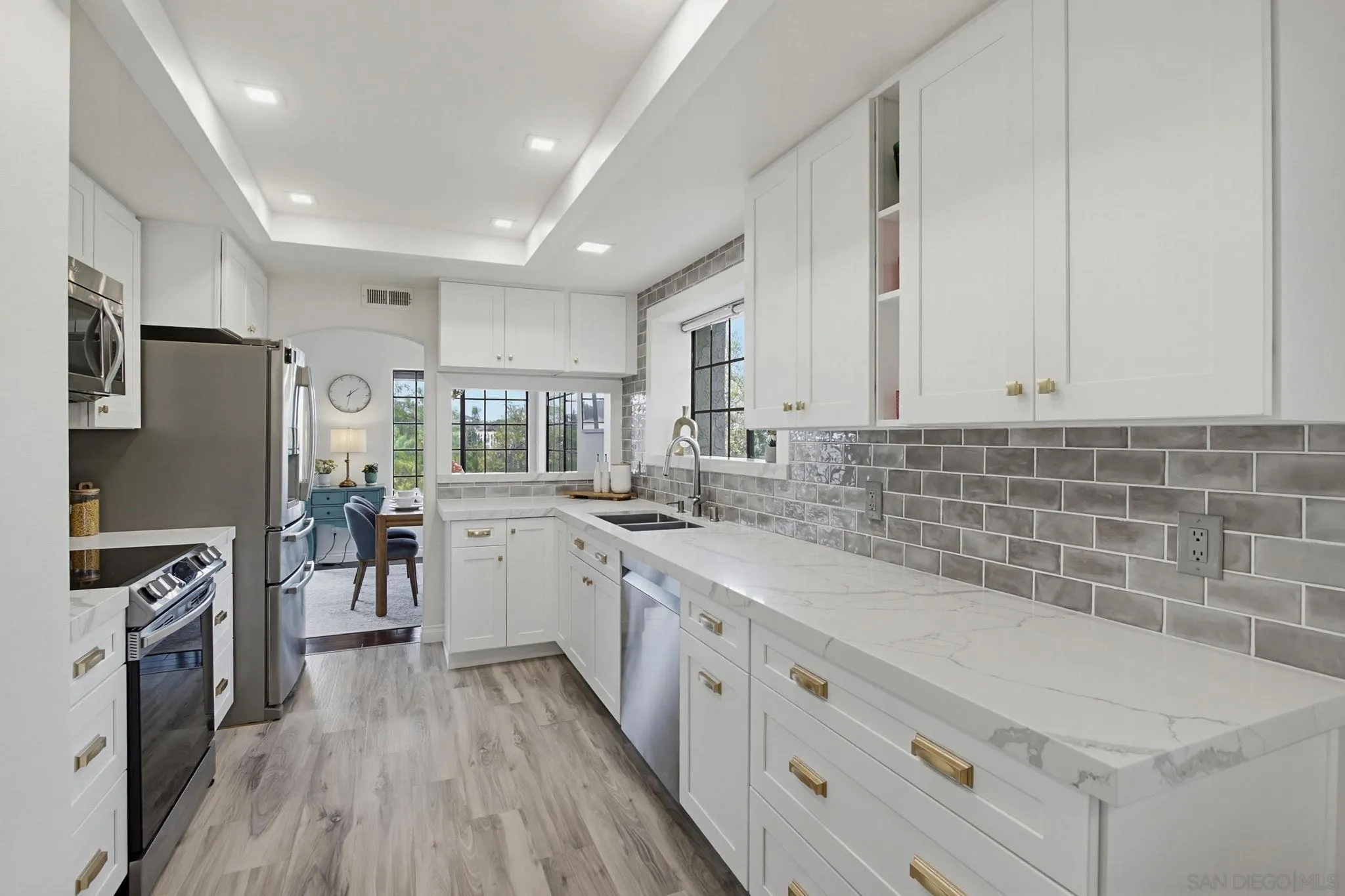 https://cdn.realtyfeed.com/cdn/127/260013522/c735bf15990d1ae1c976c43b51f3422c.webp