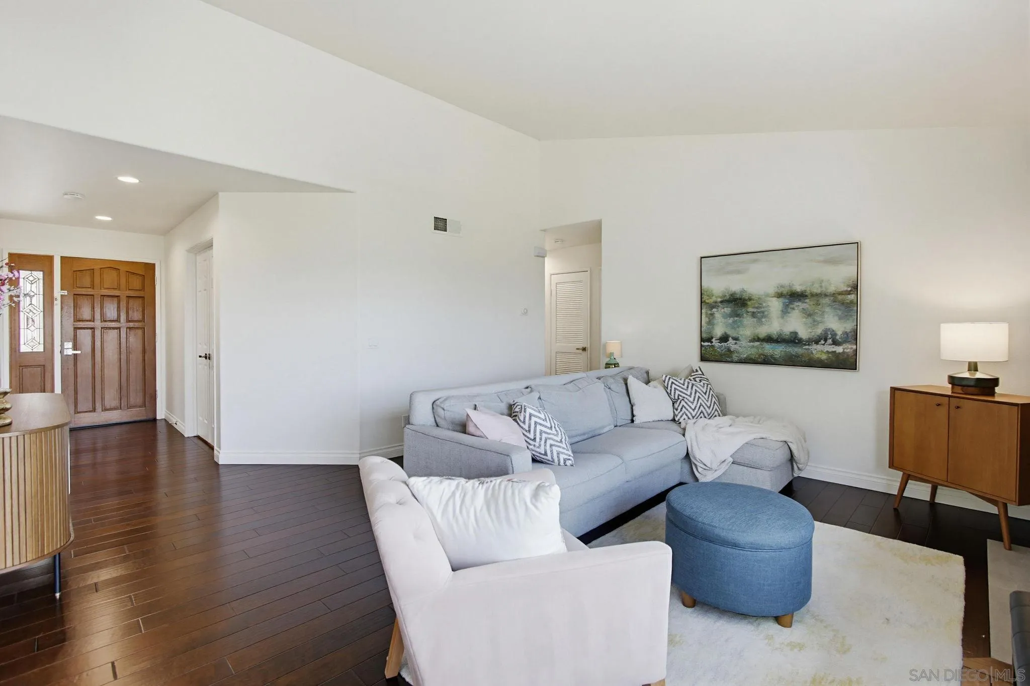 Photo #8: 260013522 Listing: Photo #8