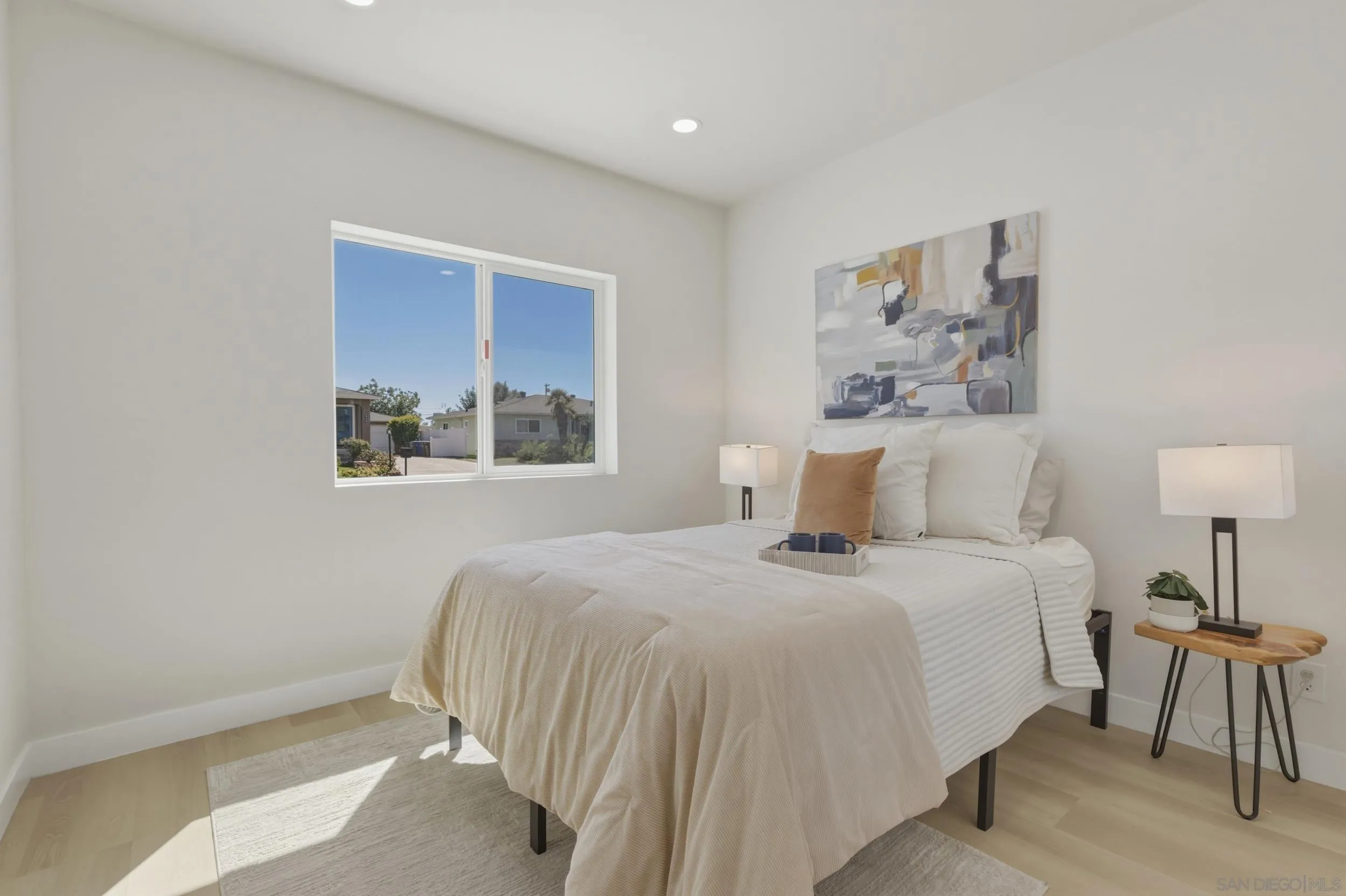 https://cdn.realtyfeed.com/cdn/127/260013524/785935b52790d9f37bbff873321aff86.webp