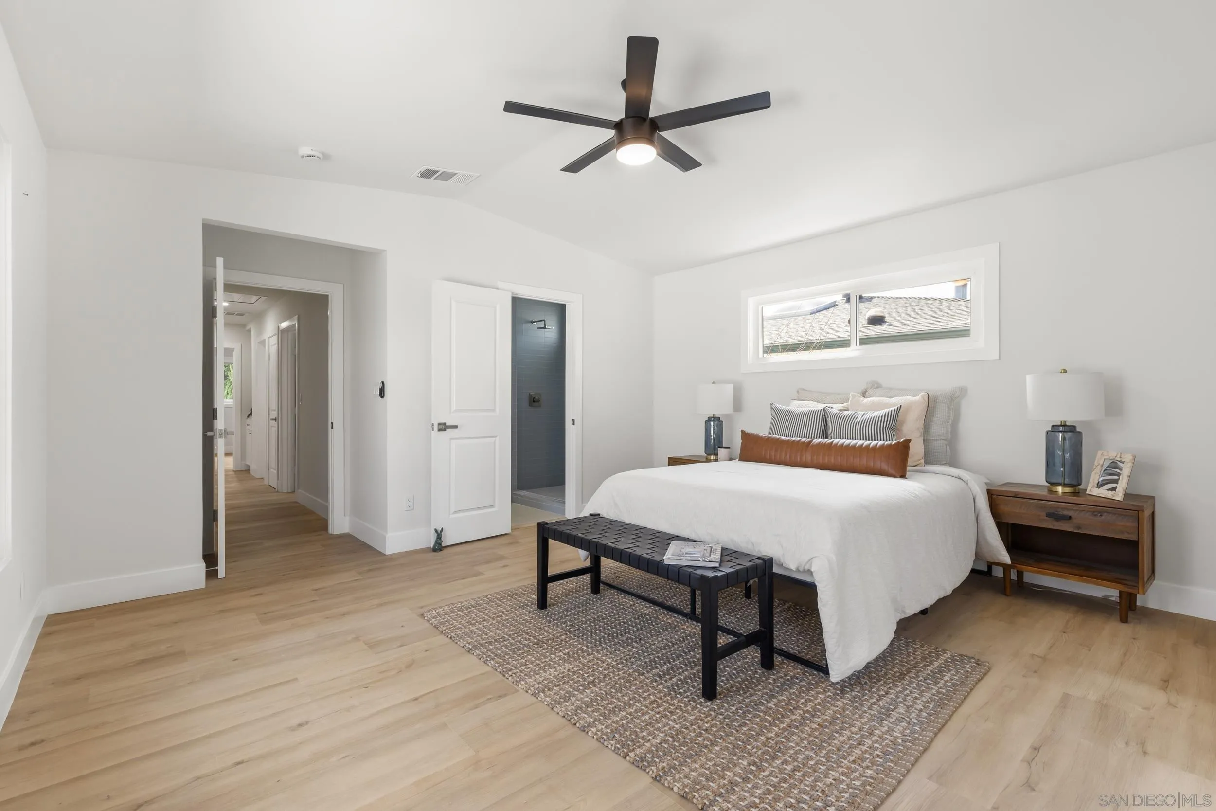 https://cdn.realtyfeed.com/cdn/127/260013524/9b5e3c69fb2de8d1056db5060969c169.webp