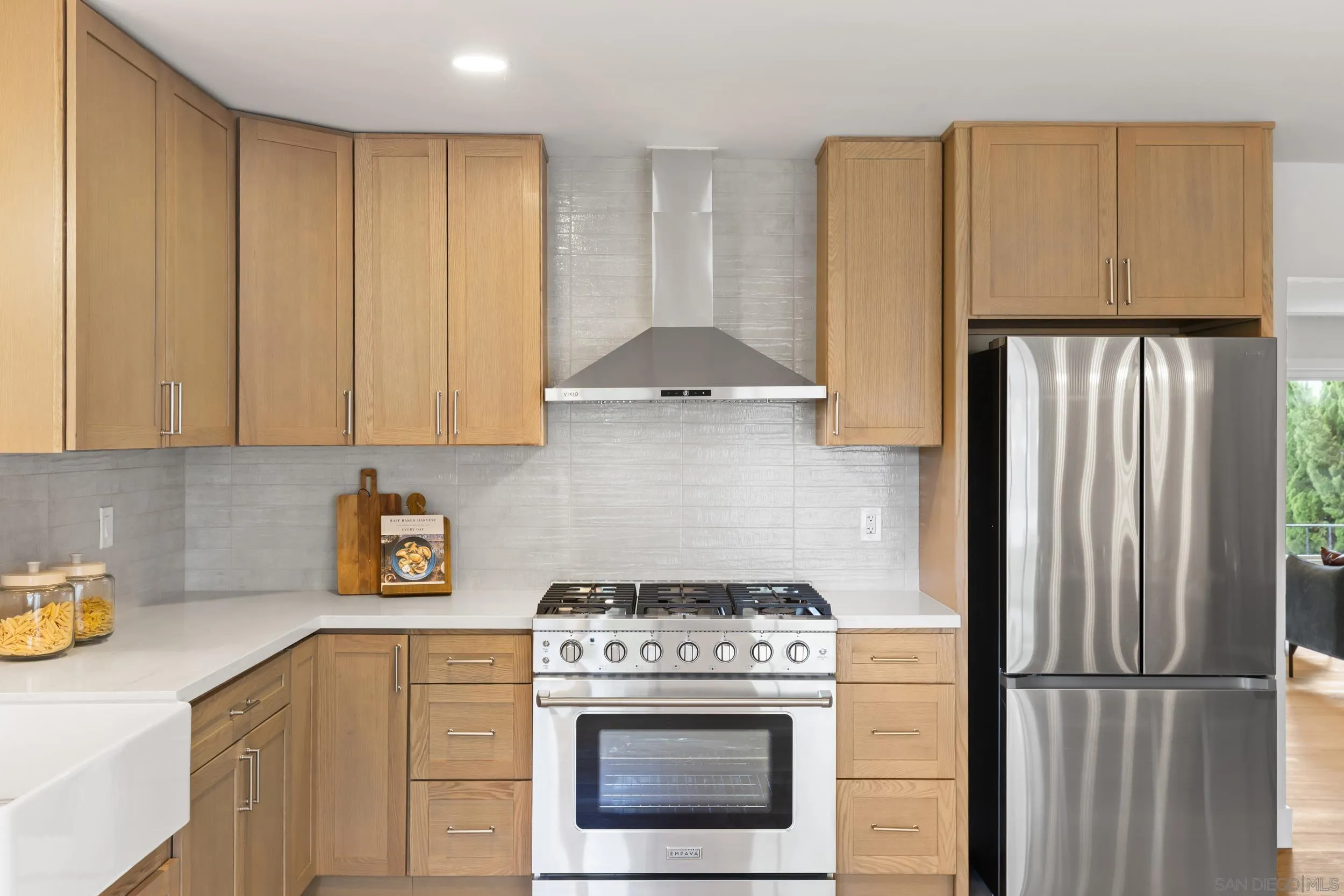 https://cdn.realtyfeed.com/cdn/127/260013524/d40e480c53f9af540cacc5163496a166.webp