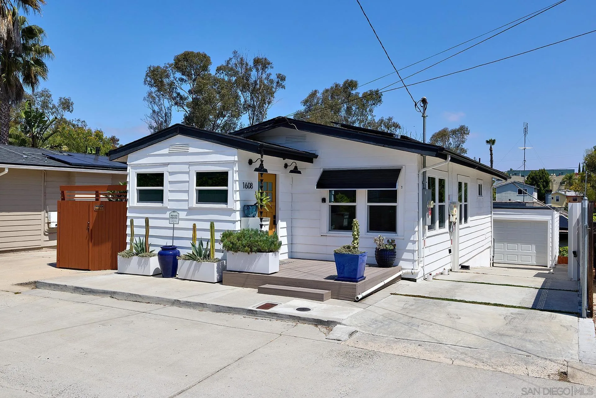 https://cdn.realtyfeed.com/cdn/127/260013530/3a30b7a96c0ed472333c06be5314e735.webp