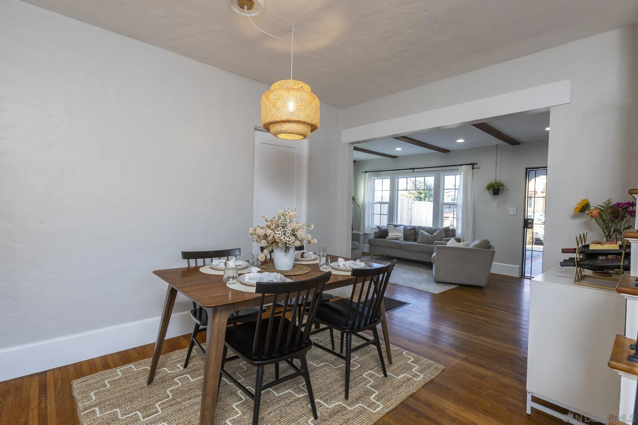 https://cdn.realtyfeed.com/cdn/127/260013532/456ca7dffacdd89e17f6281da670bf75.webp