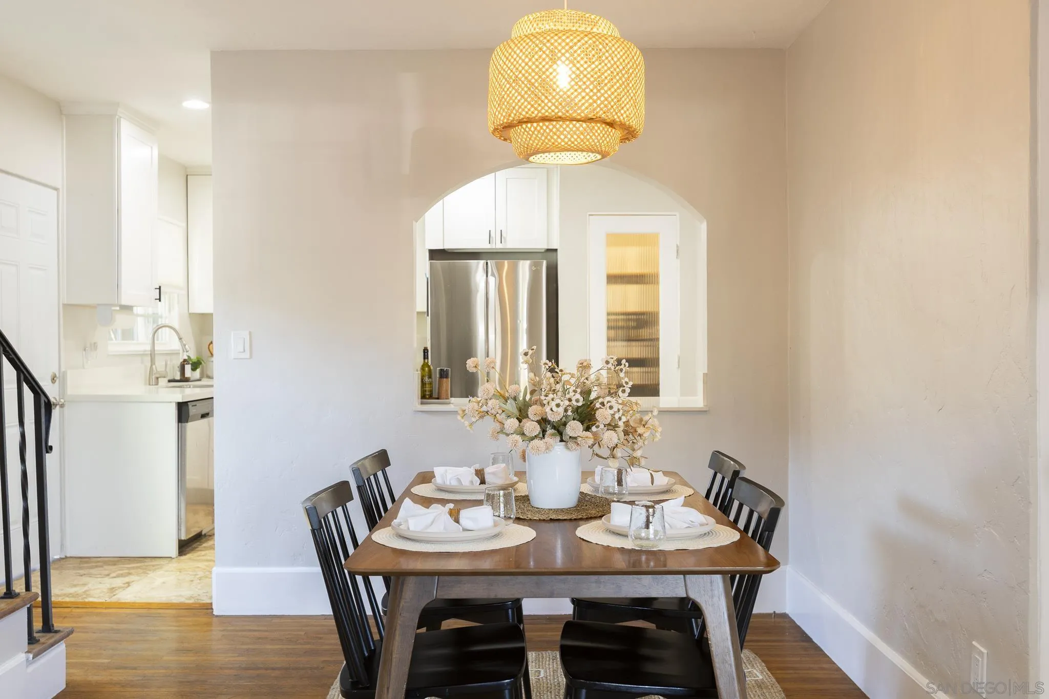 https://cdn.realtyfeed.com/cdn/127/260013532/575ddf8c9589292371b6c820cf9c3414.webp