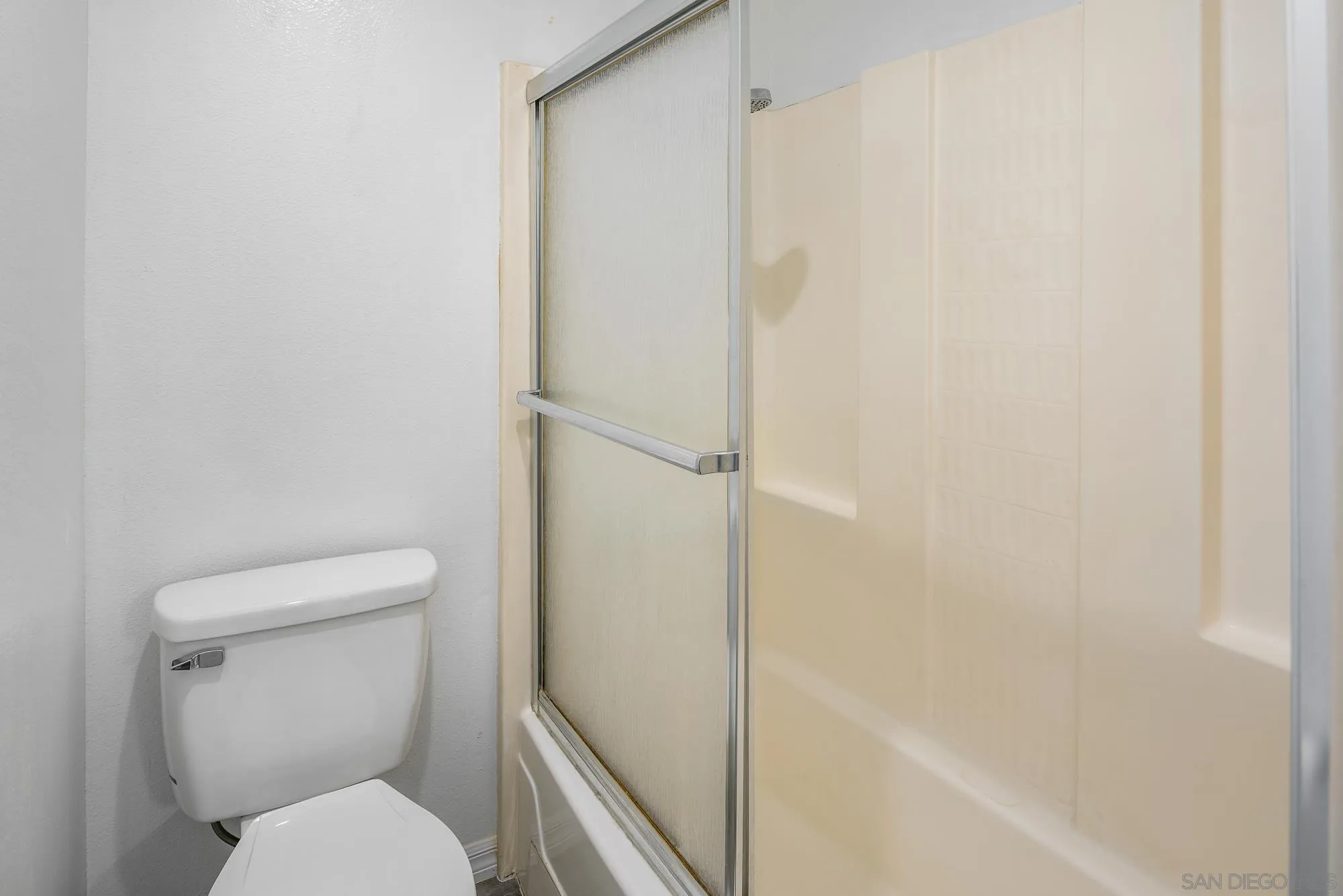 Photo #27: 260013533 Listing: Photo #27