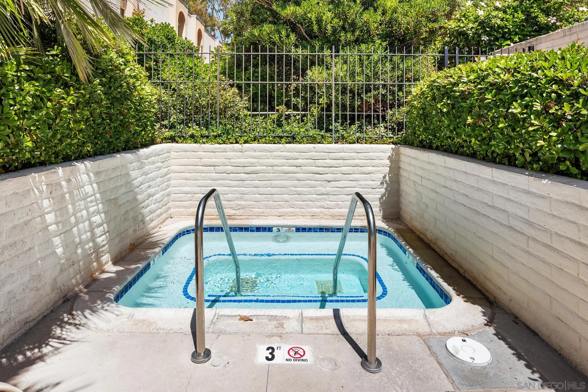Photo #33: 260013533 Listing: Photo #33