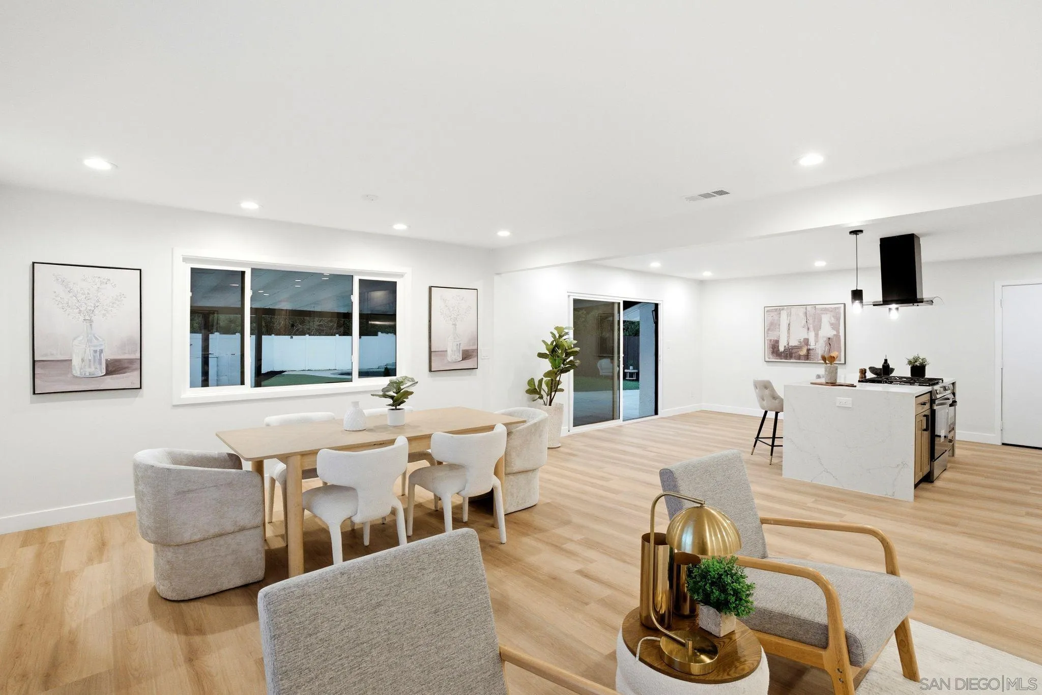https://cdn.realtyfeed.com/cdn/127/260013535/3008b37091263fe0dc44ec759b96bccc.webp