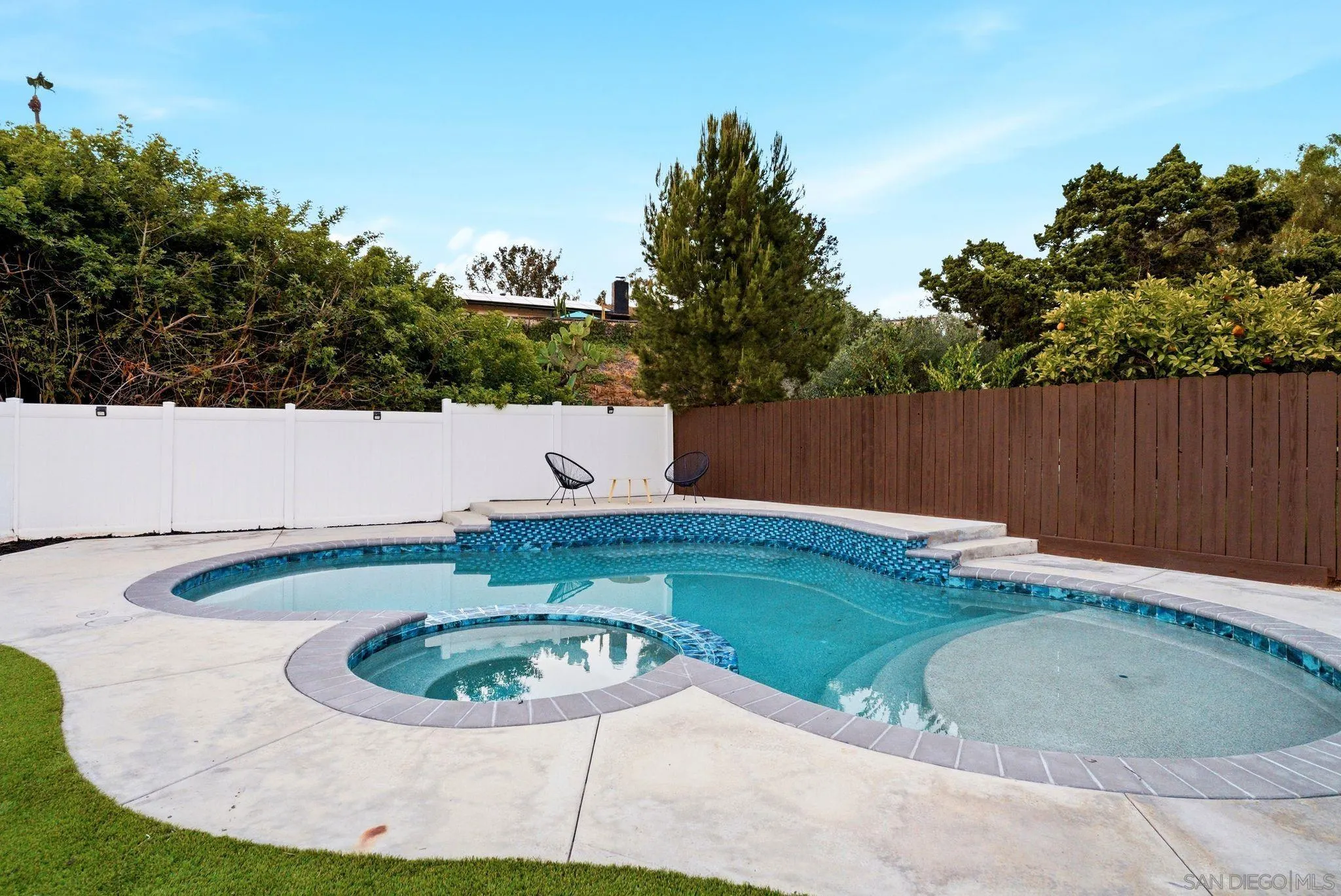 https://cdn.realtyfeed.com/cdn/127/260013535/4e4764e70a30916fa4ebf496dbdd6b11.webp