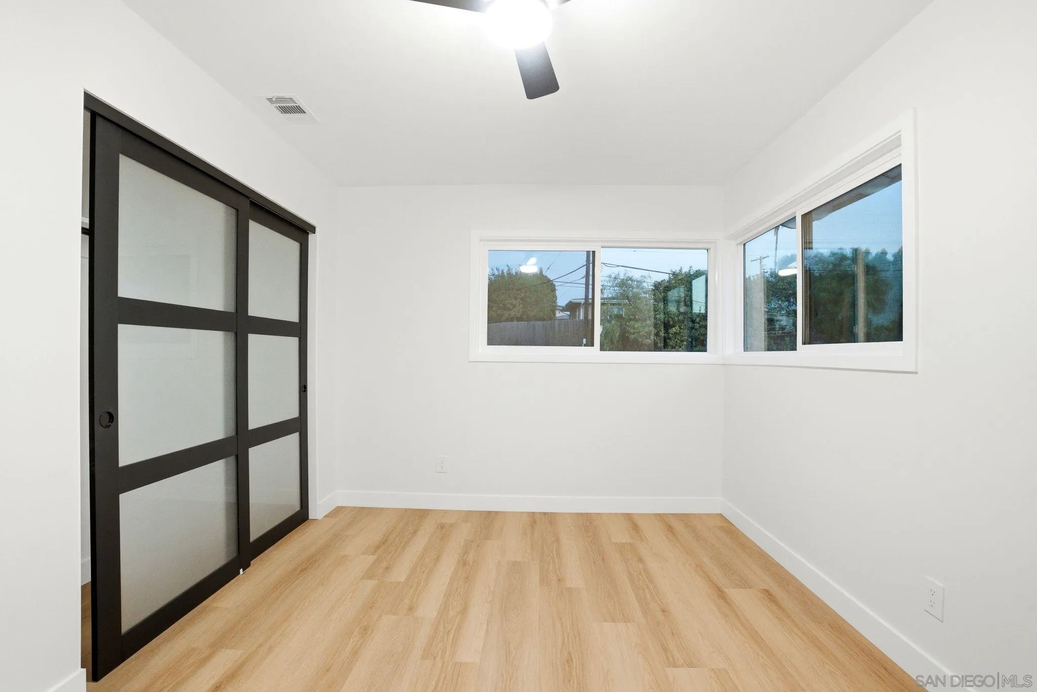 https://cdn.realtyfeed.com/cdn/127/260013535/4e5790f566969f8f3077f7a9cc6e04f7.webp