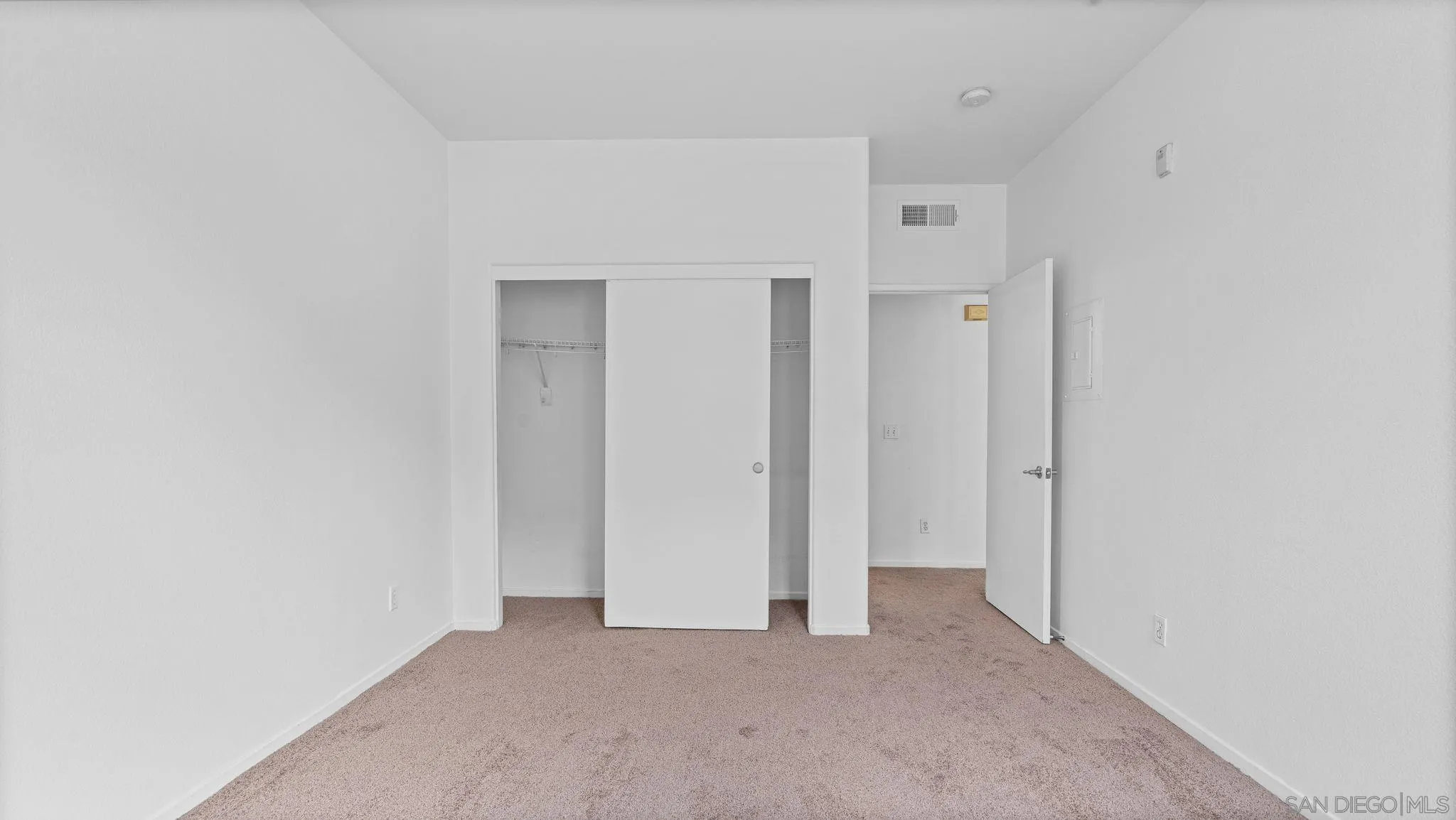 Photo #10: 260013540 Listing: Photo #10