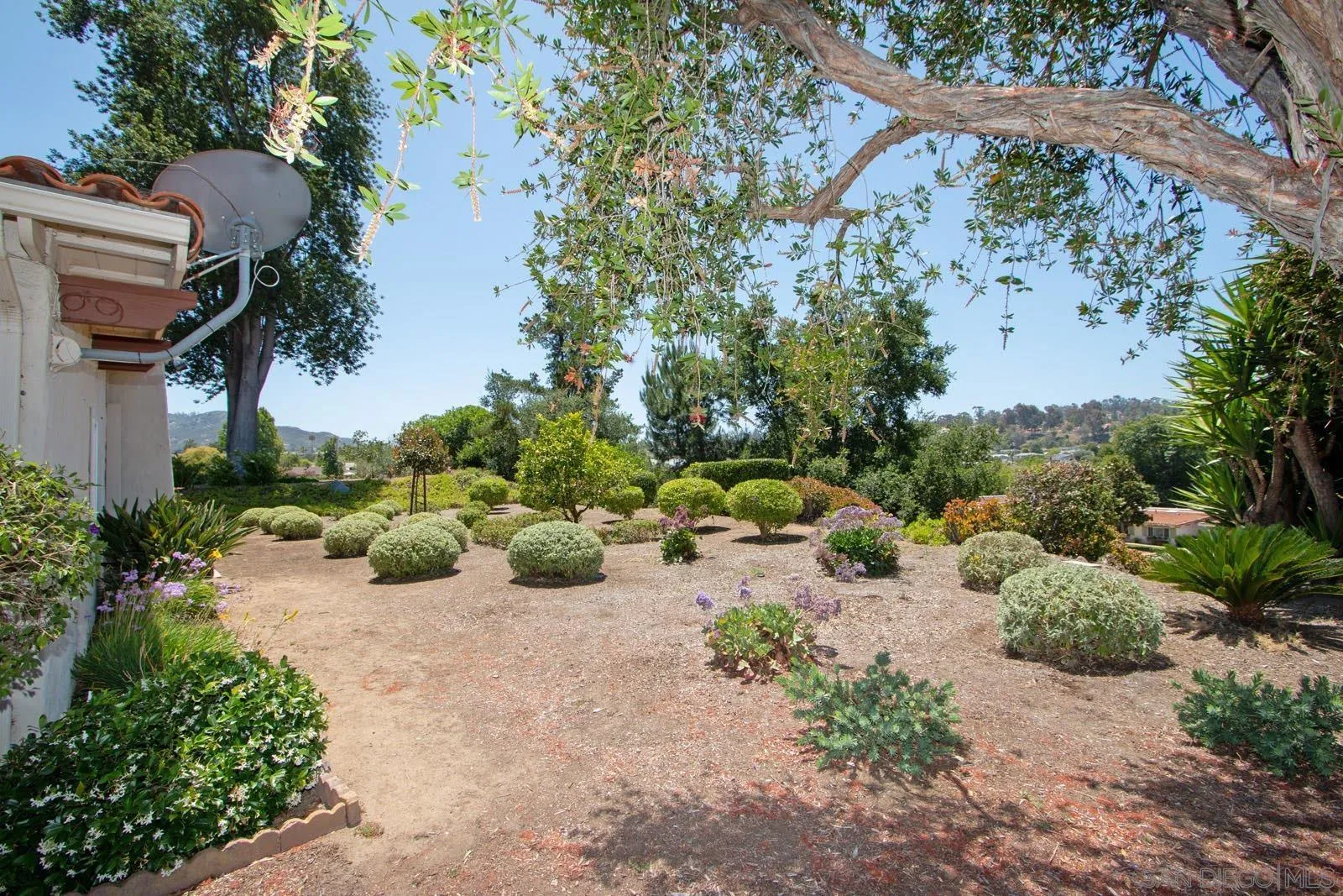 Photo #25: 260013542 Listing: Photo #25