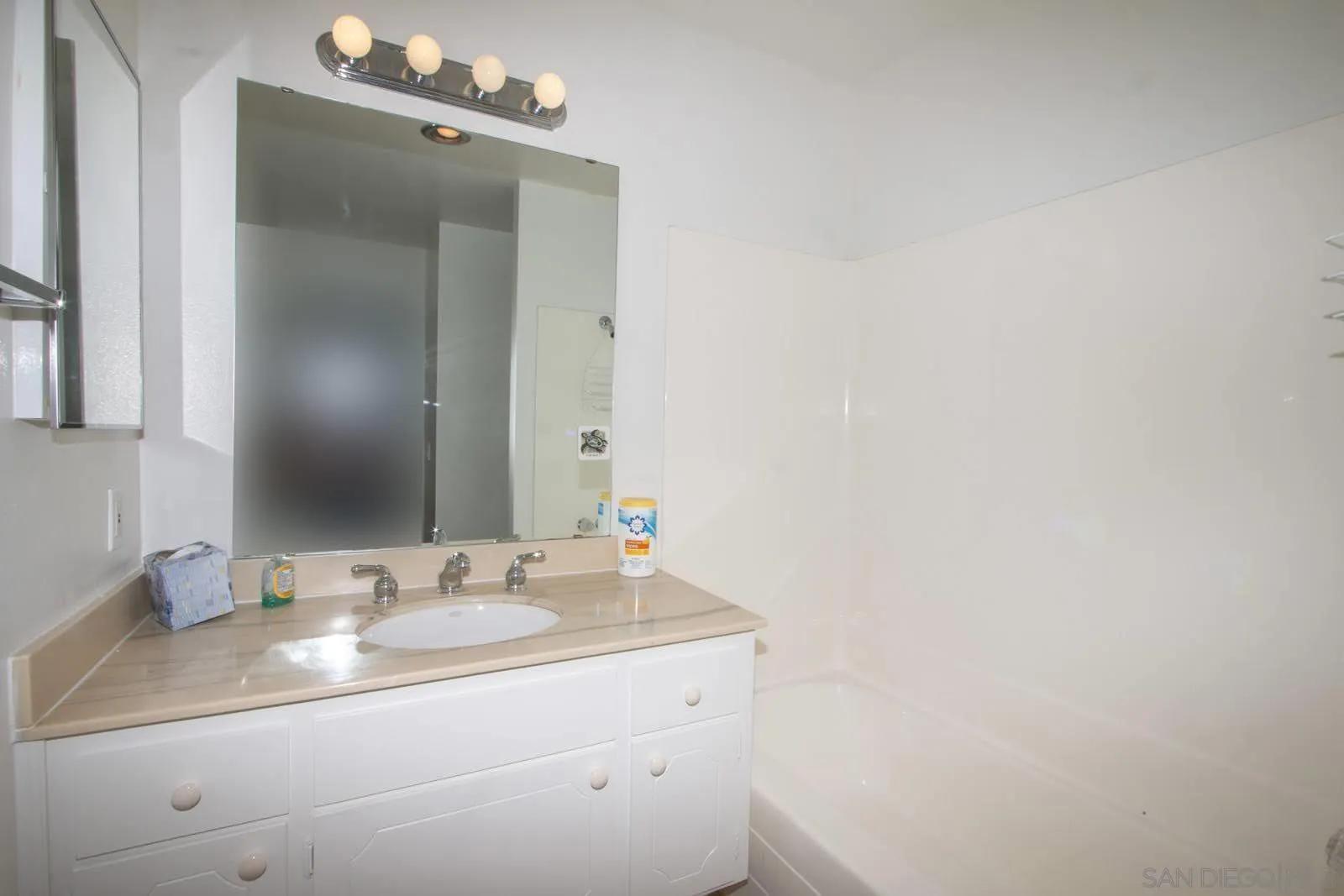 Photo #22: 260013542 Listing: Photo #22